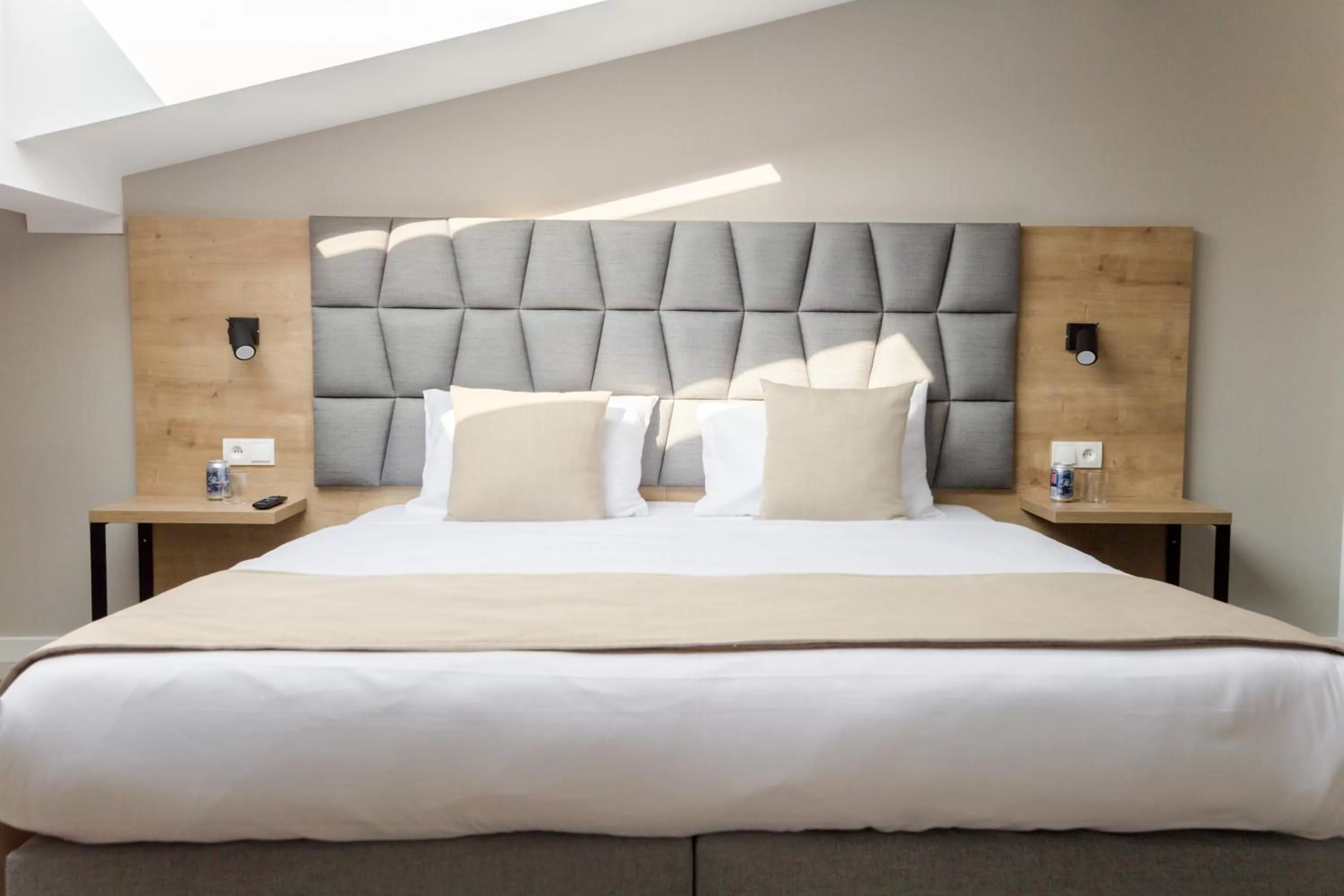 Photo of the whole room, Bed in Lwowska 1