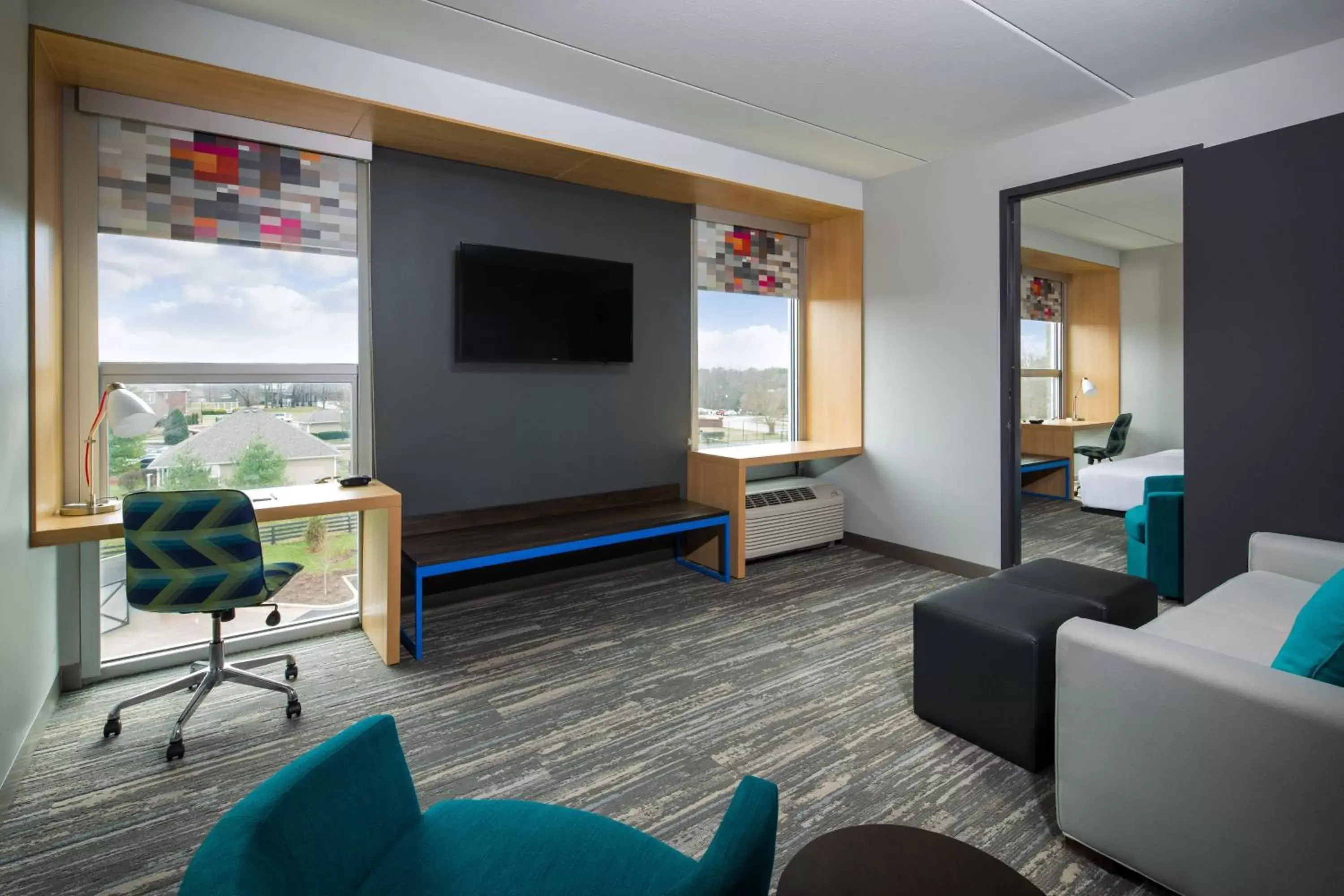 Photo of the whole room, Seating Area in Aloft Louisville East