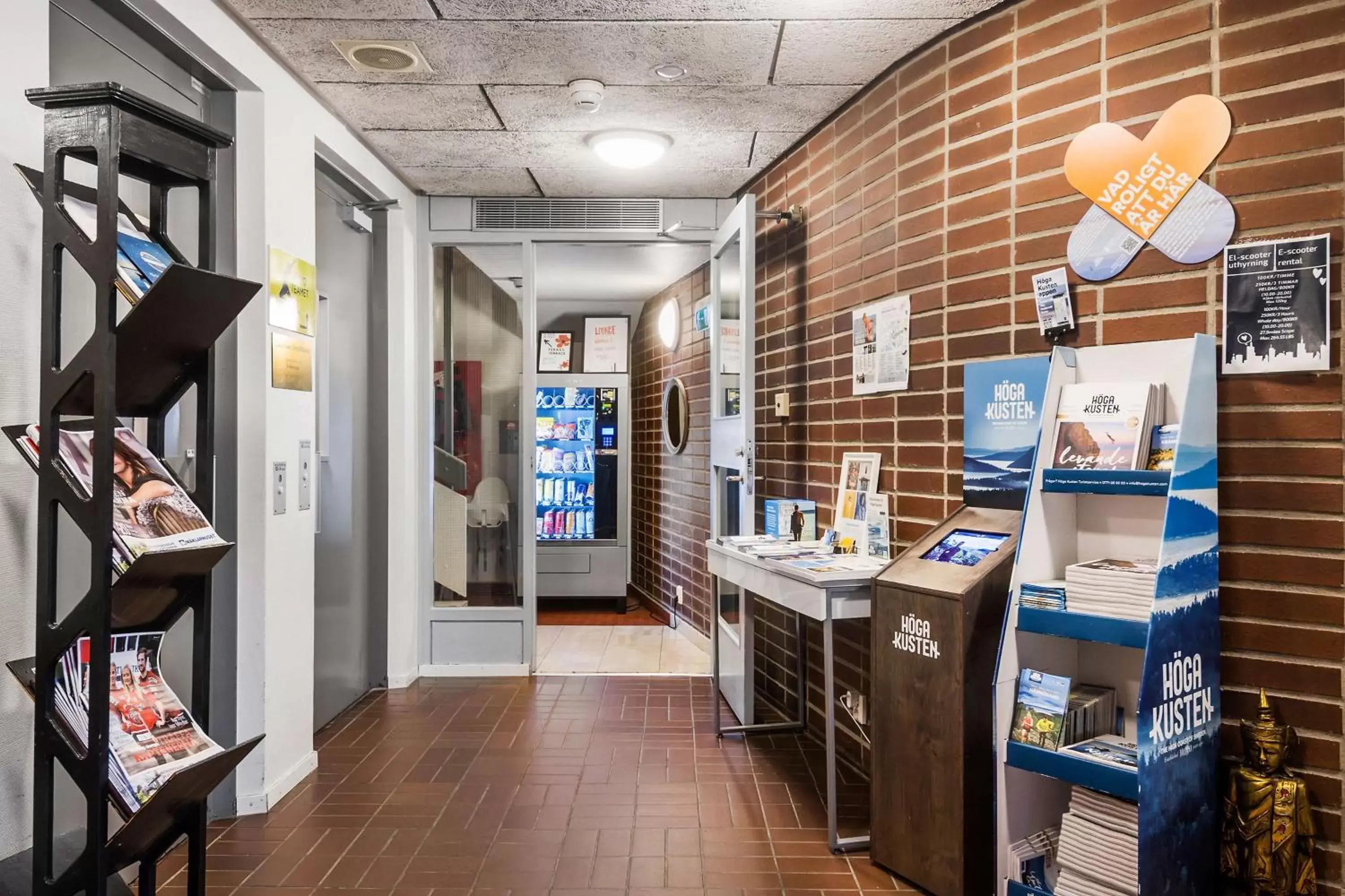 Lobby or reception in Sure Hotel by Best Western Focus