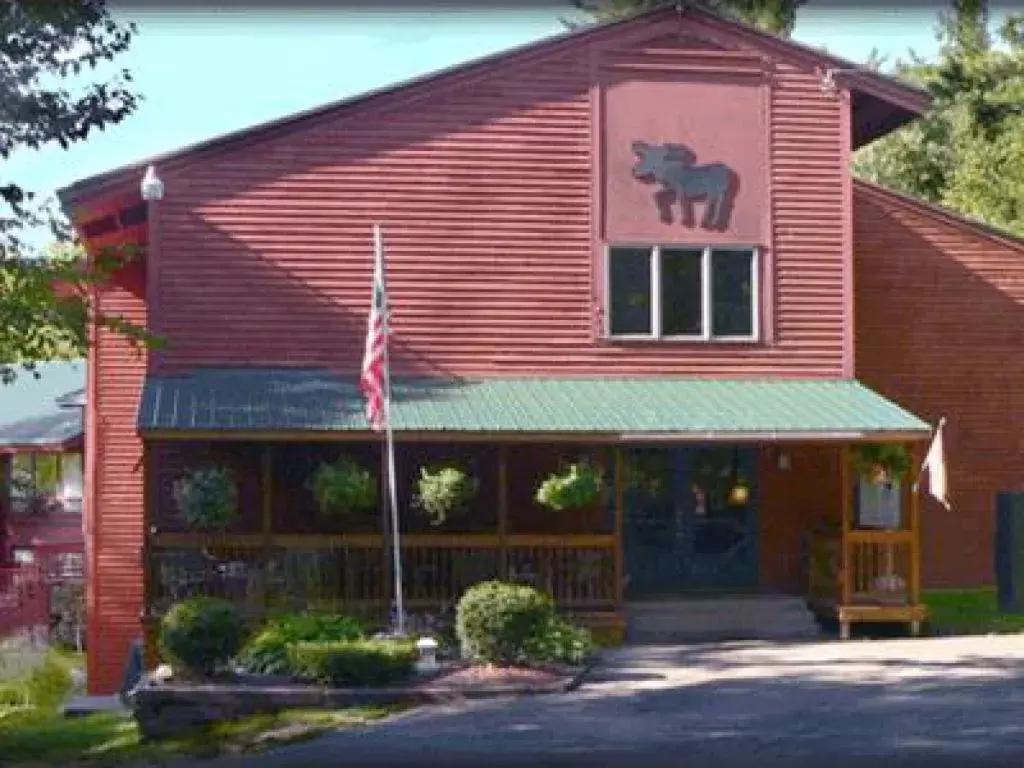 Other, Property Building in Evergreen Valley Inn