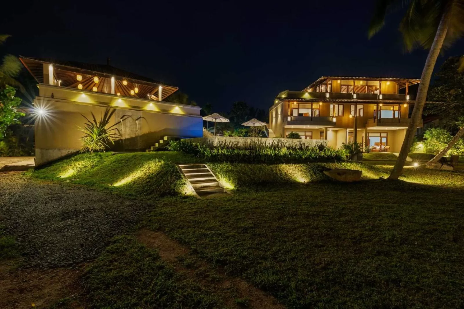 Property building in Kiss Blossom