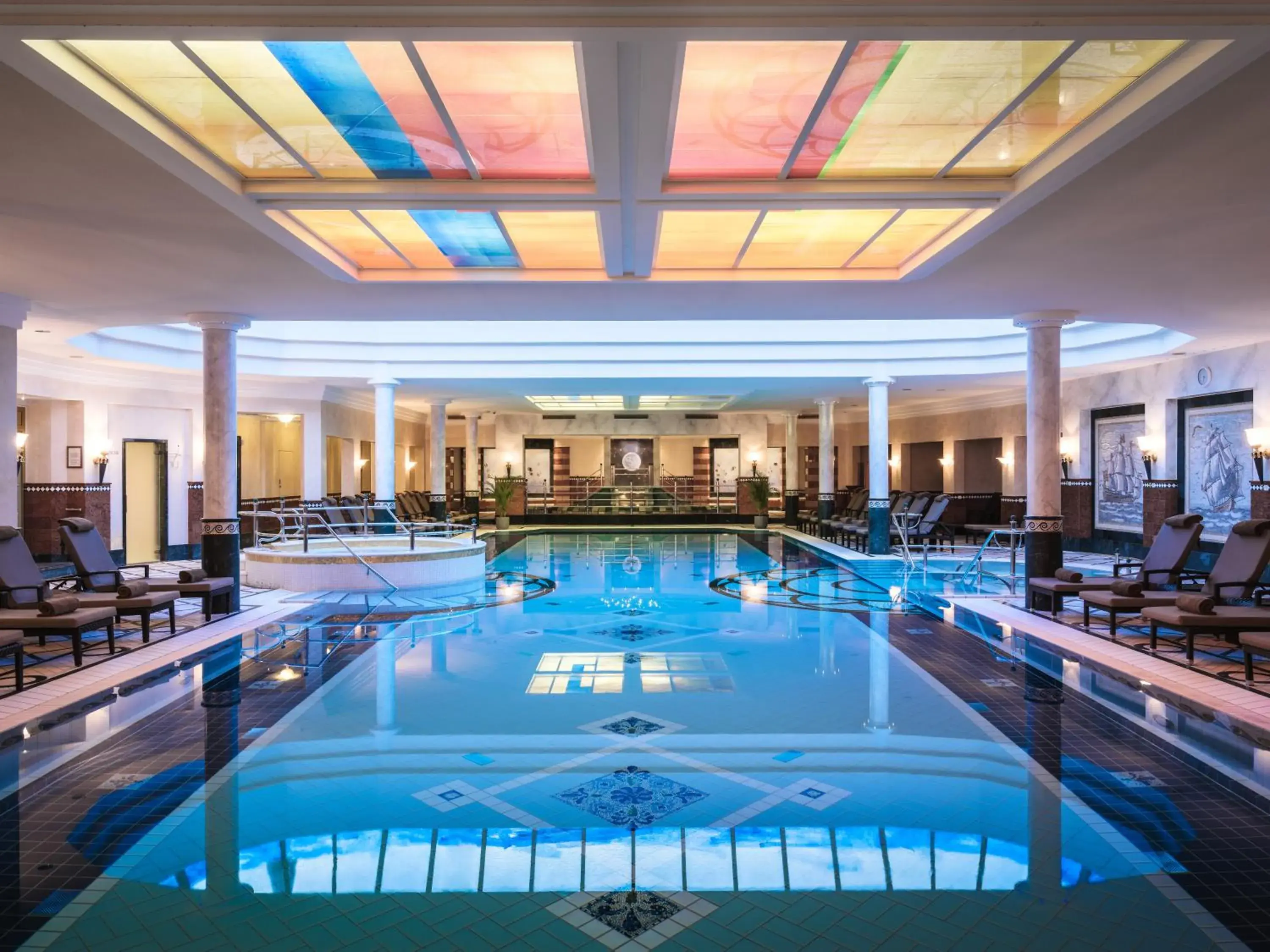 Pool view, Swimming Pool in Althoff Seehotel Überfahrt