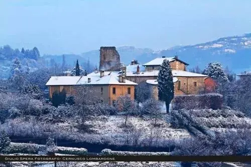 Property building, Winter in Castello di Cernusco Lombardone