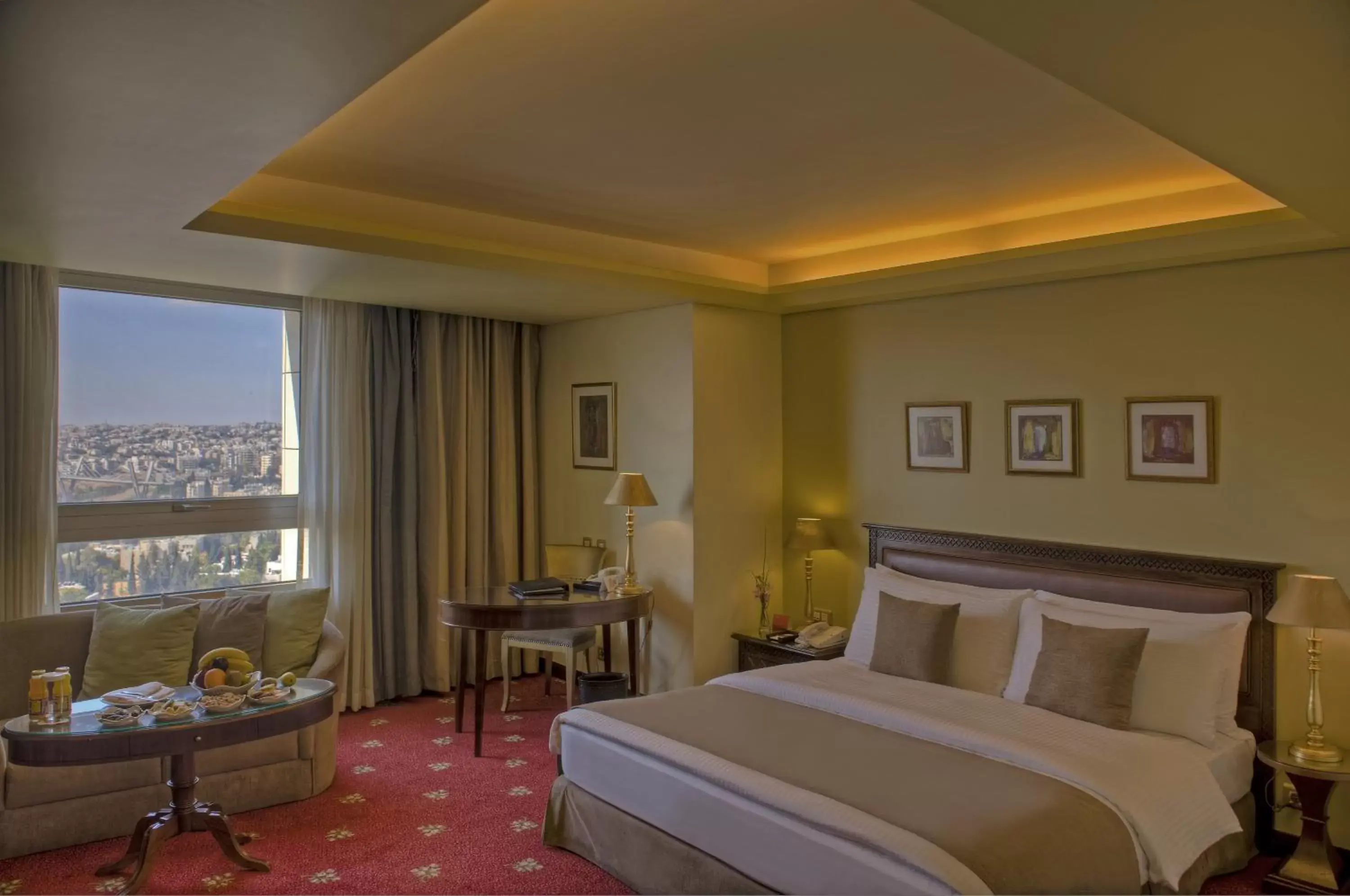 Photo of the whole room, Bed in Le Royal Amman