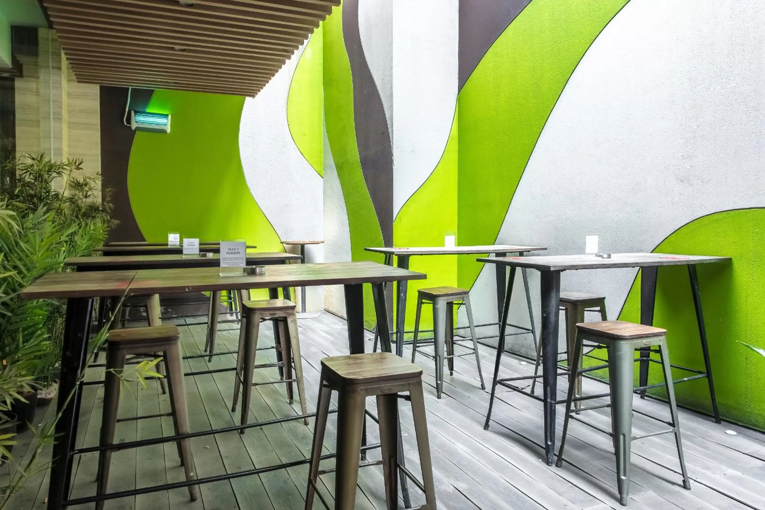 Restaurant/places to eat in Ashley Wahid Hasyim Jakarta