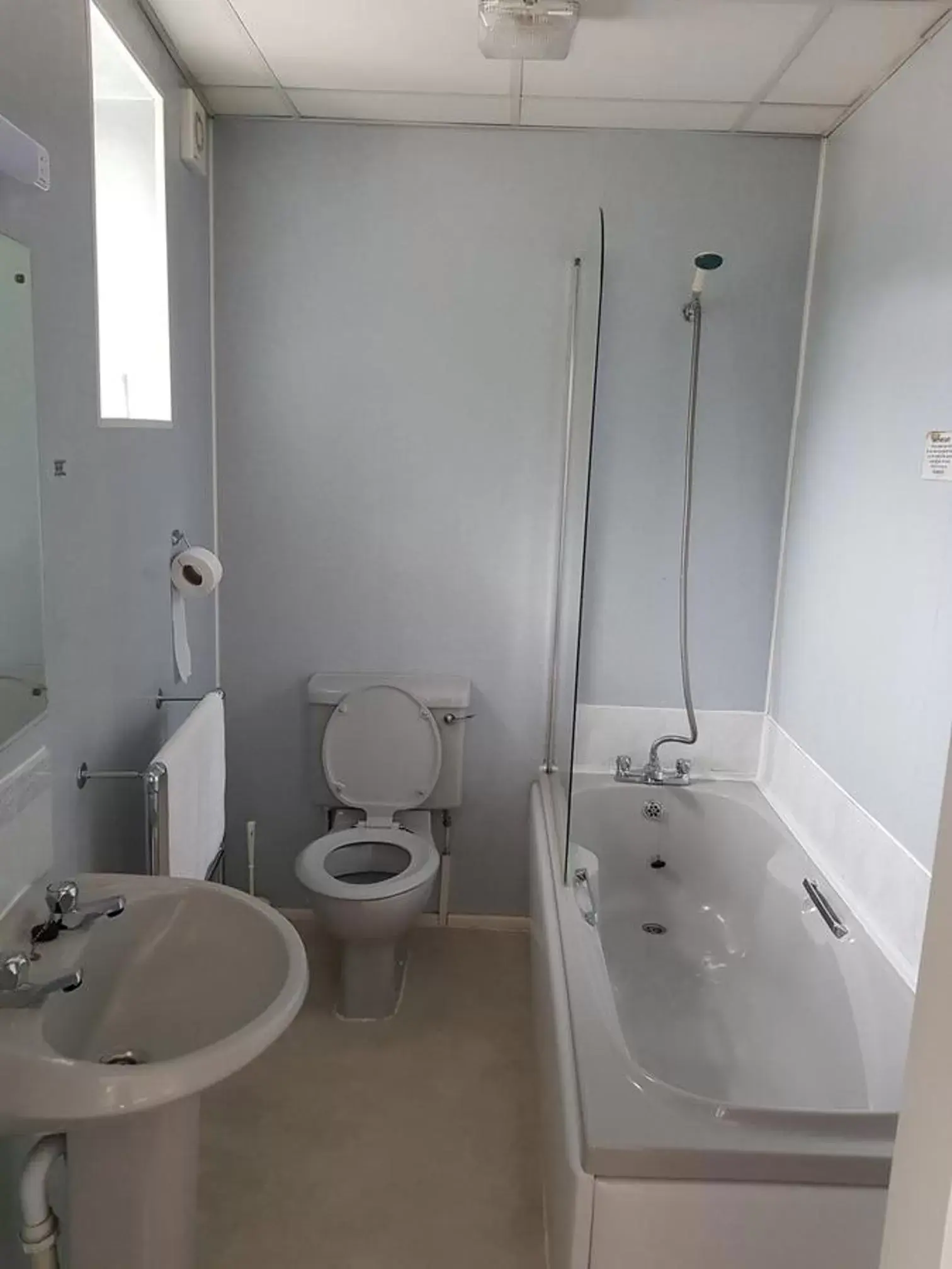 Bathroom in Glan Aber Hotel