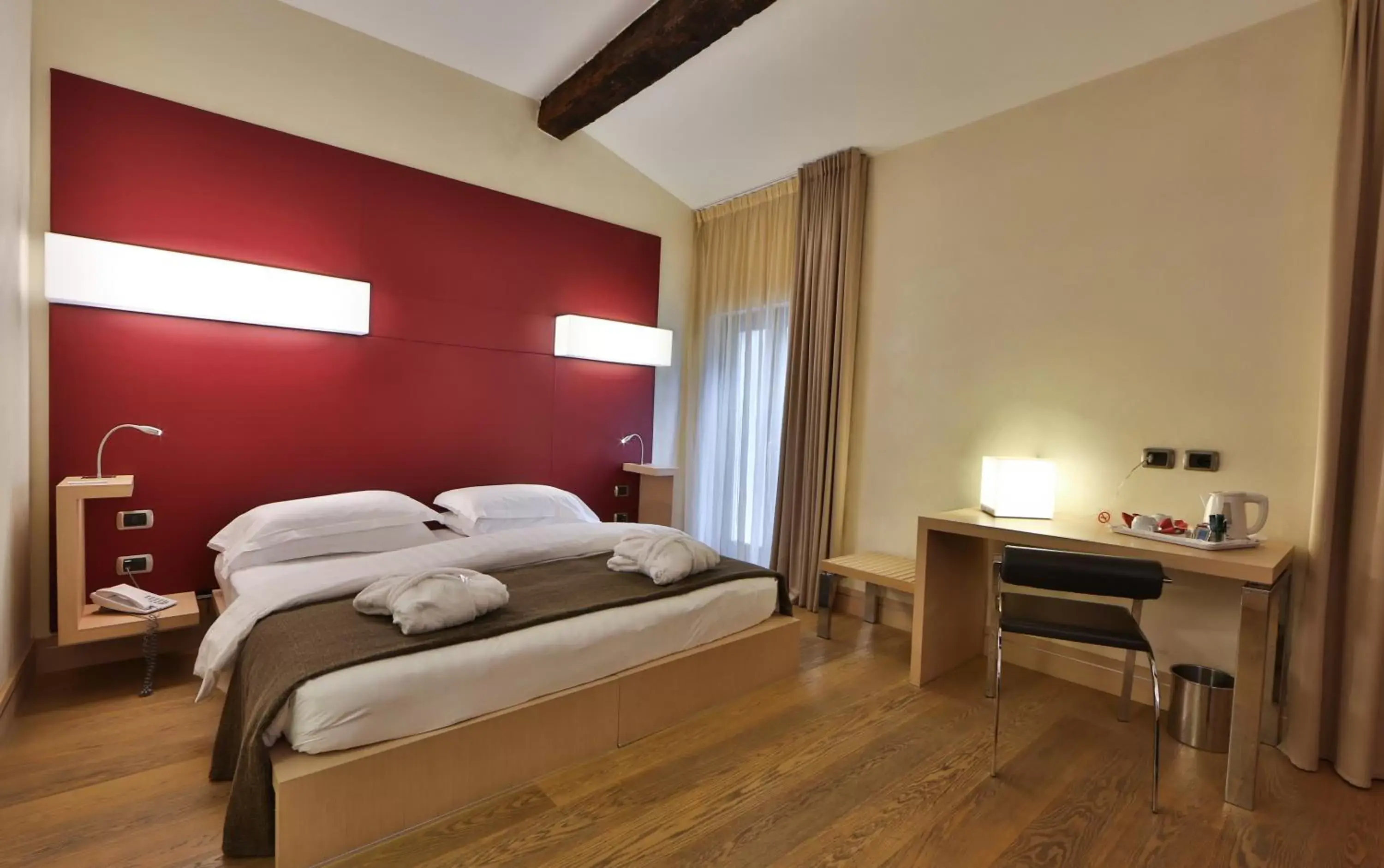 Bedroom, Bed in Best Western Hotel Armando