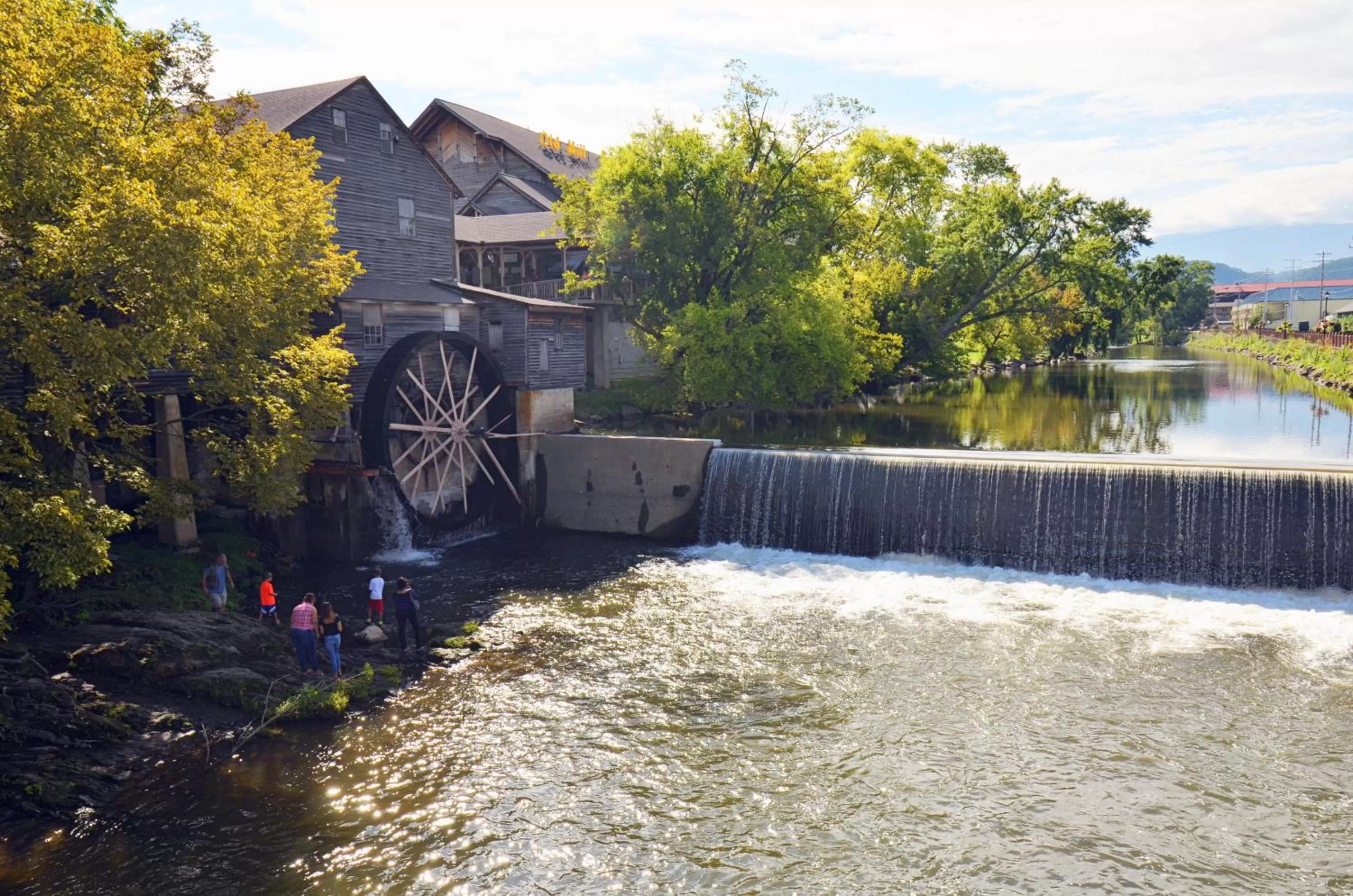 Nearby landmark in Rivergate Mountain Lodge