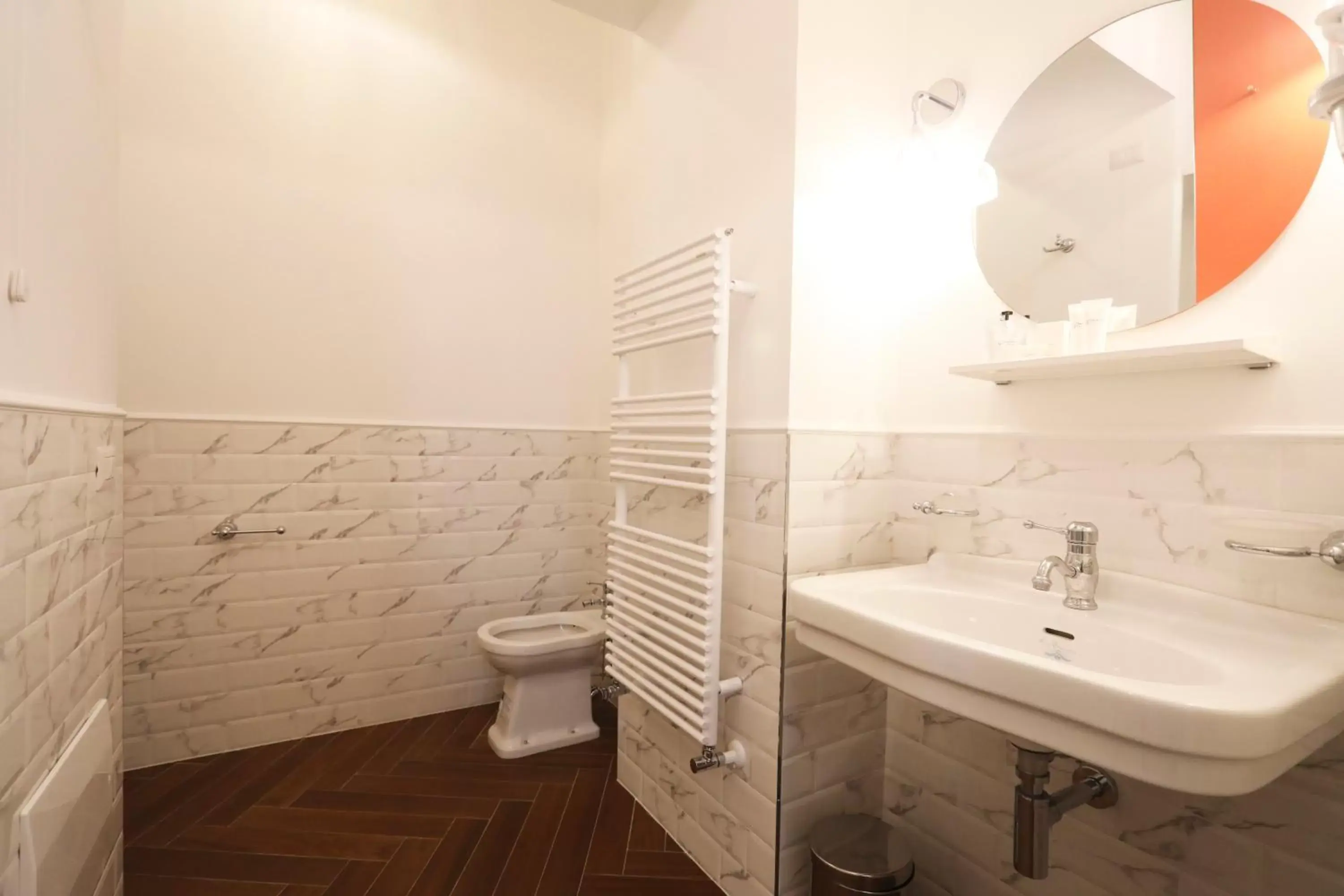 Toilet, Bathroom in Macchiato Suites Boutique B&B