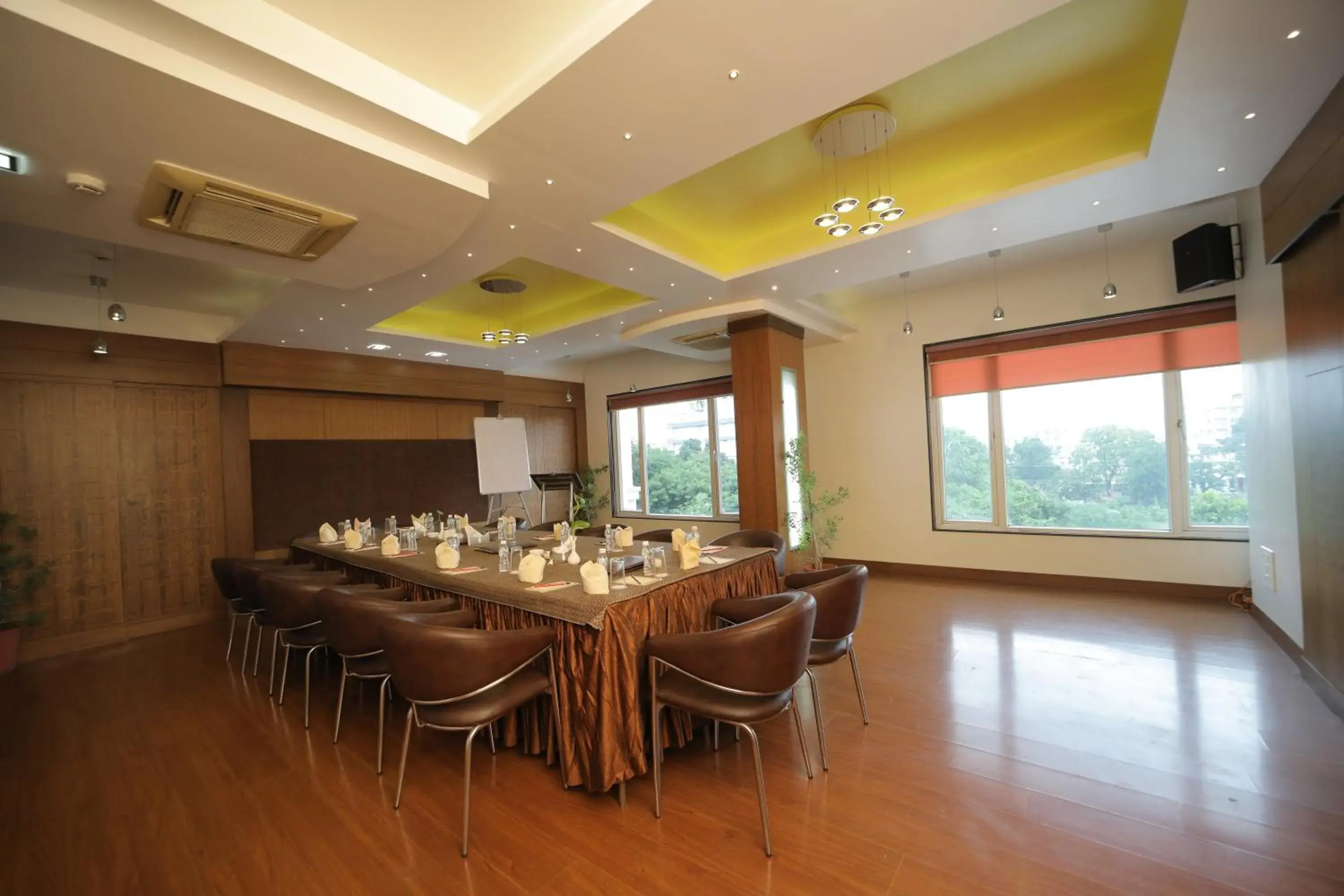 Meeting/conference room in Amantra Comfort Hotel