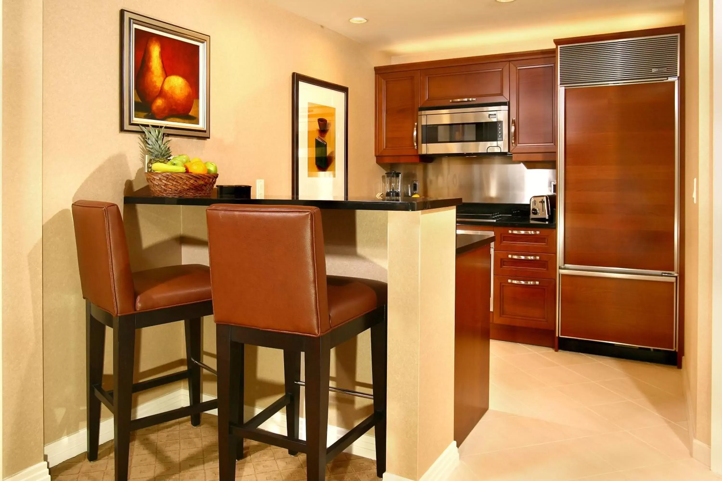Kitchen or kitchenette, Kitchen/Kitchenette in Luxury Suites International at The Signature
