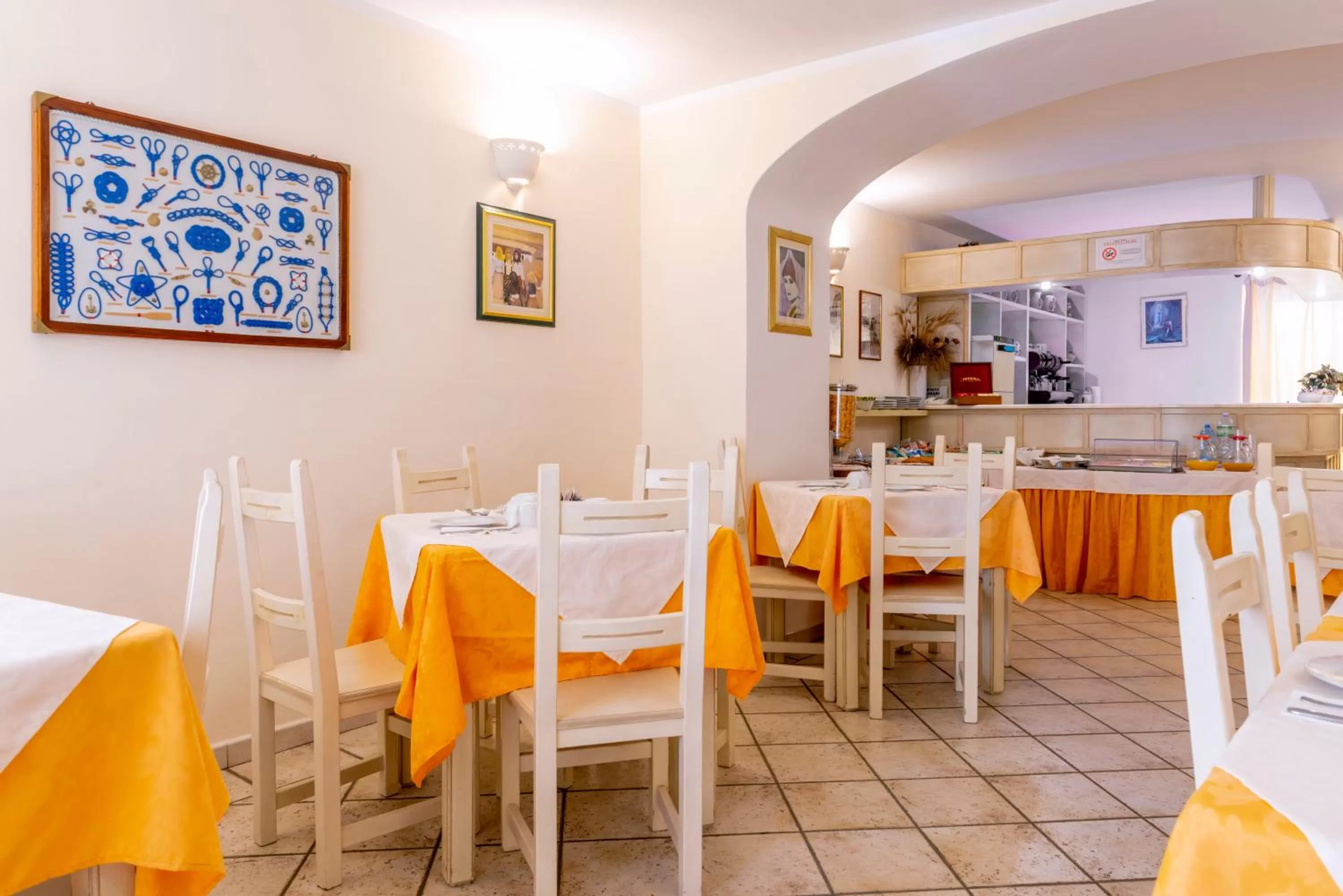 Lounge or bar in Hotel Cavour