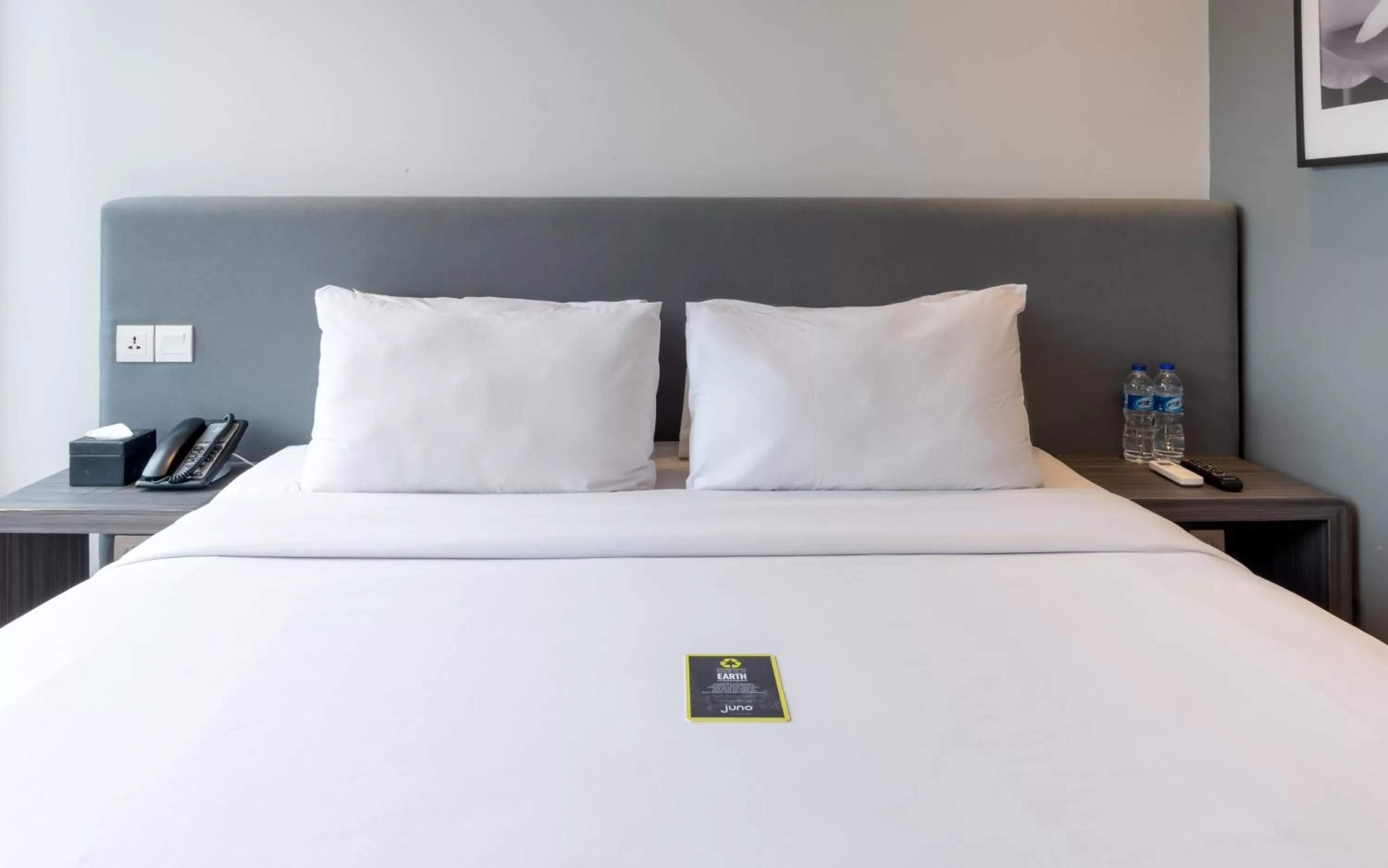 Bed in Juno Tanah Abang Jakarta