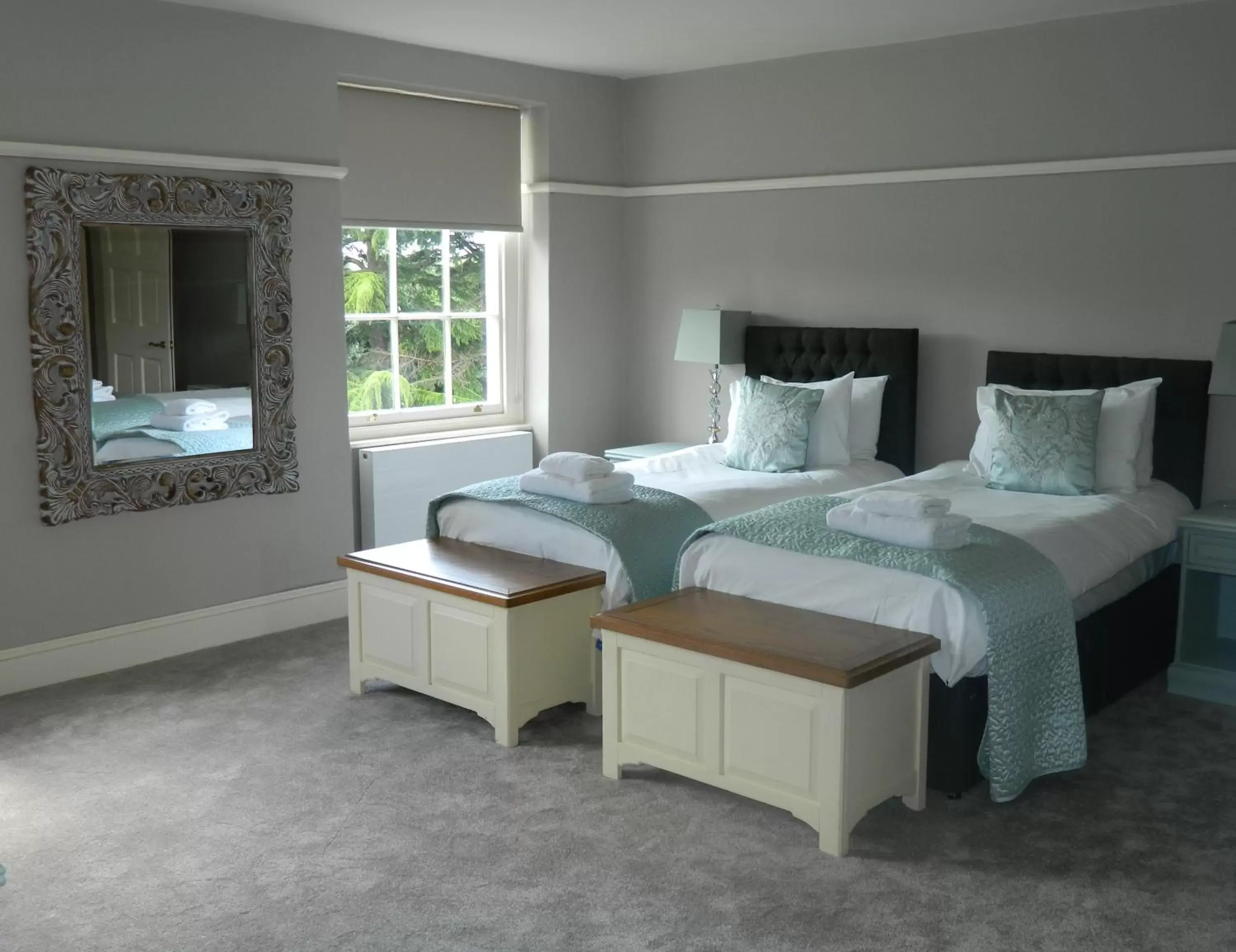 Bedroom, Bed in Birchover Bridgford Hall