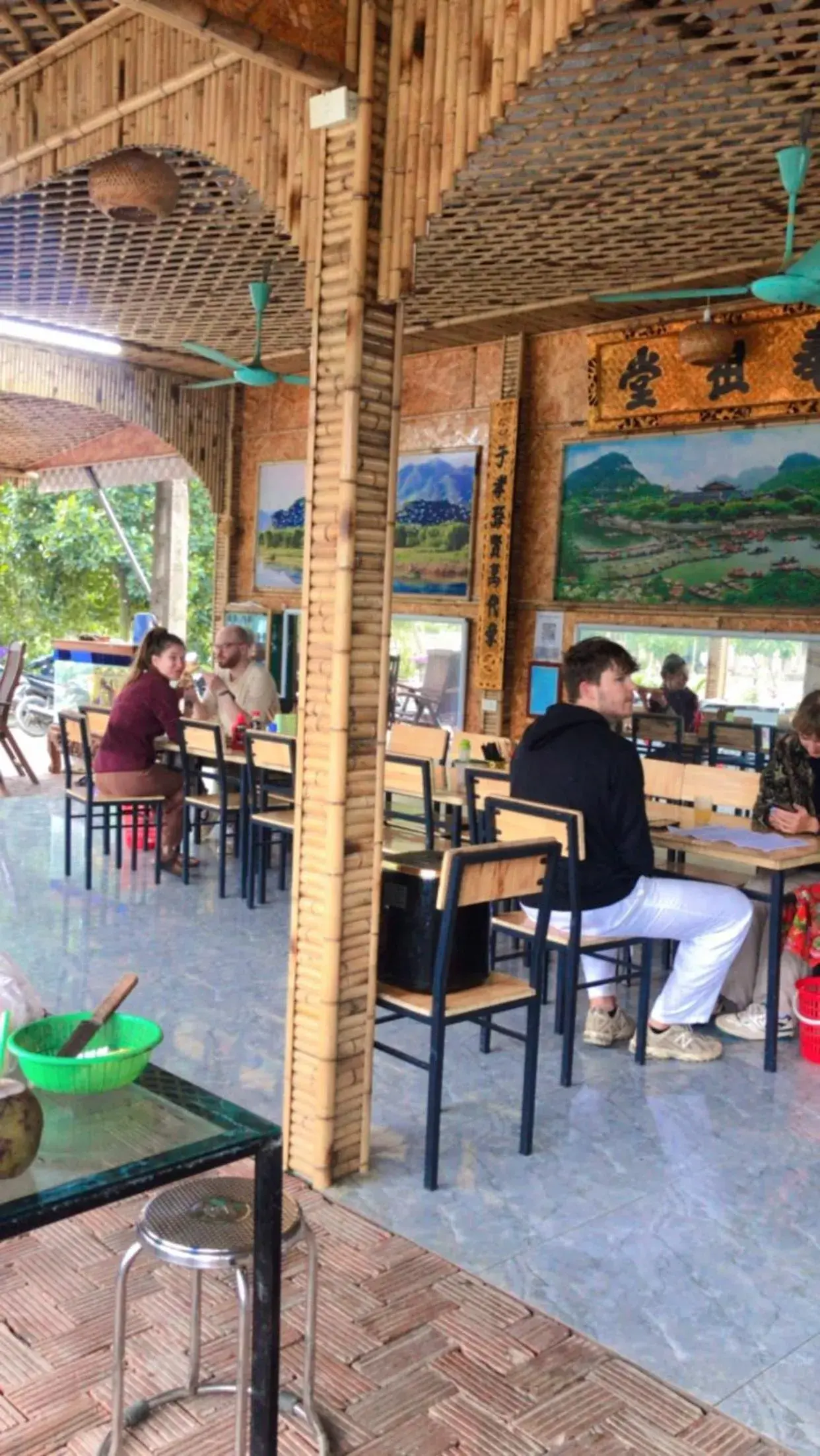 Restaurant/places to eat in Tam Coc Cat Luong Homestay Restaurant/places to eat in Tam Coc Cat Luong Homestay