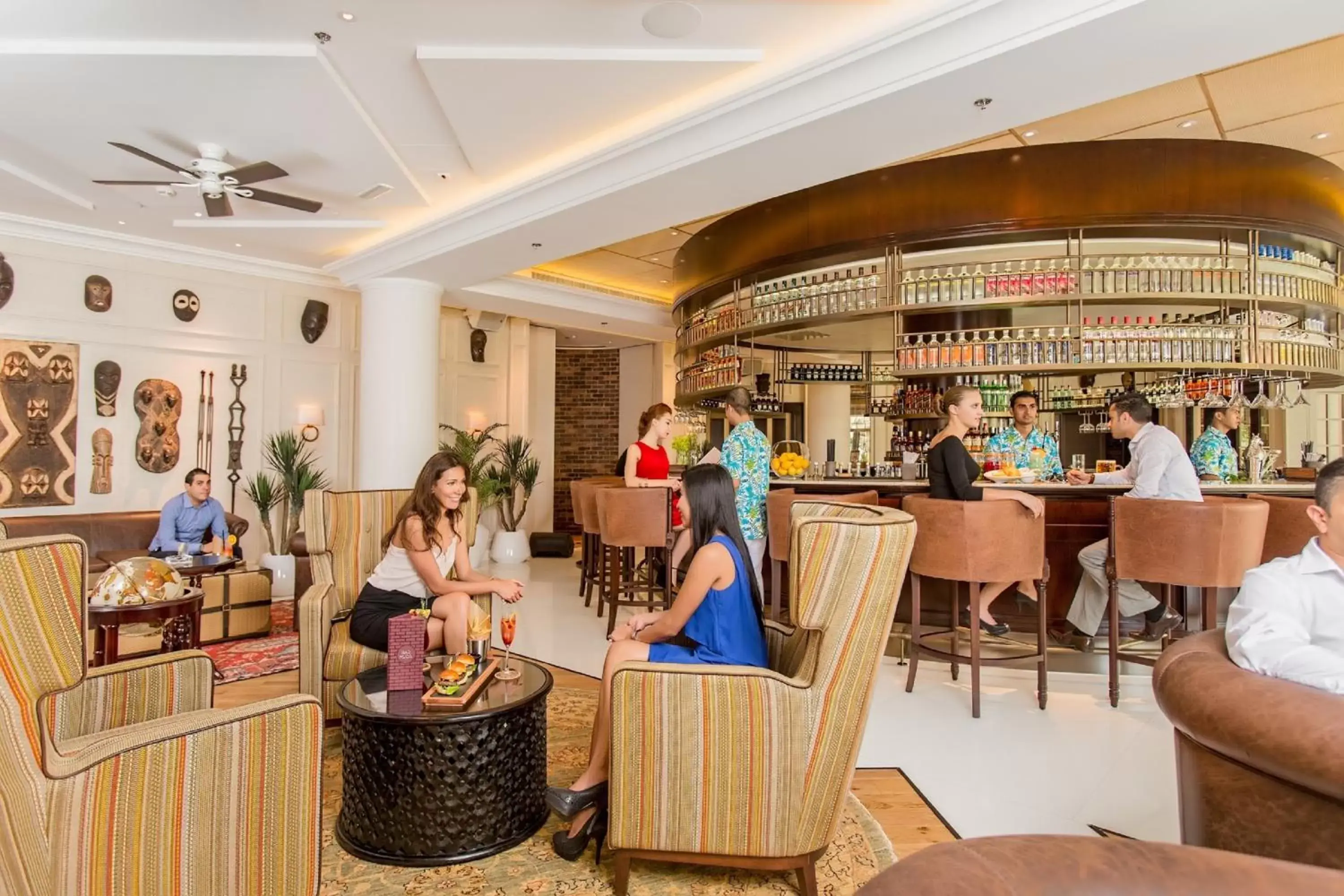 Lounge or bar, Lounge/Bar in Fujairah Rotana Resort & Spa - Al Aqah Beach