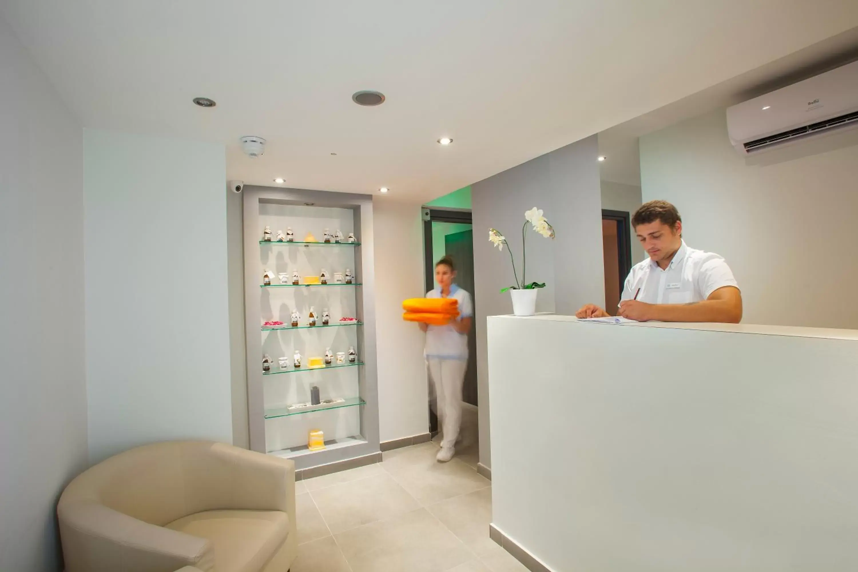 Spa and wellness centre/facilities, Lobby/Reception in Louis Ledra Beach