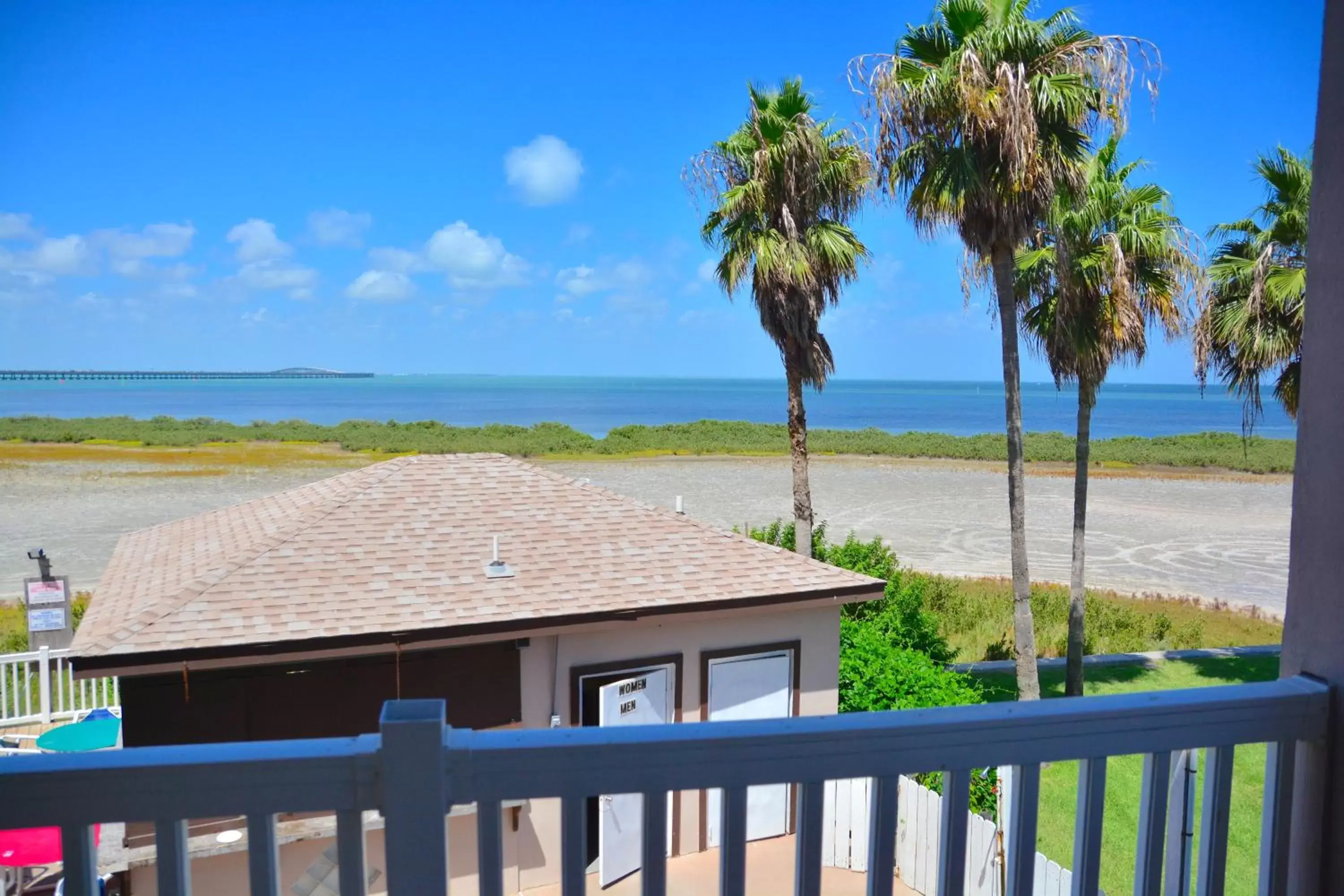 Balcony/Terrace, Sea View in Blue Bay Inn and Suites