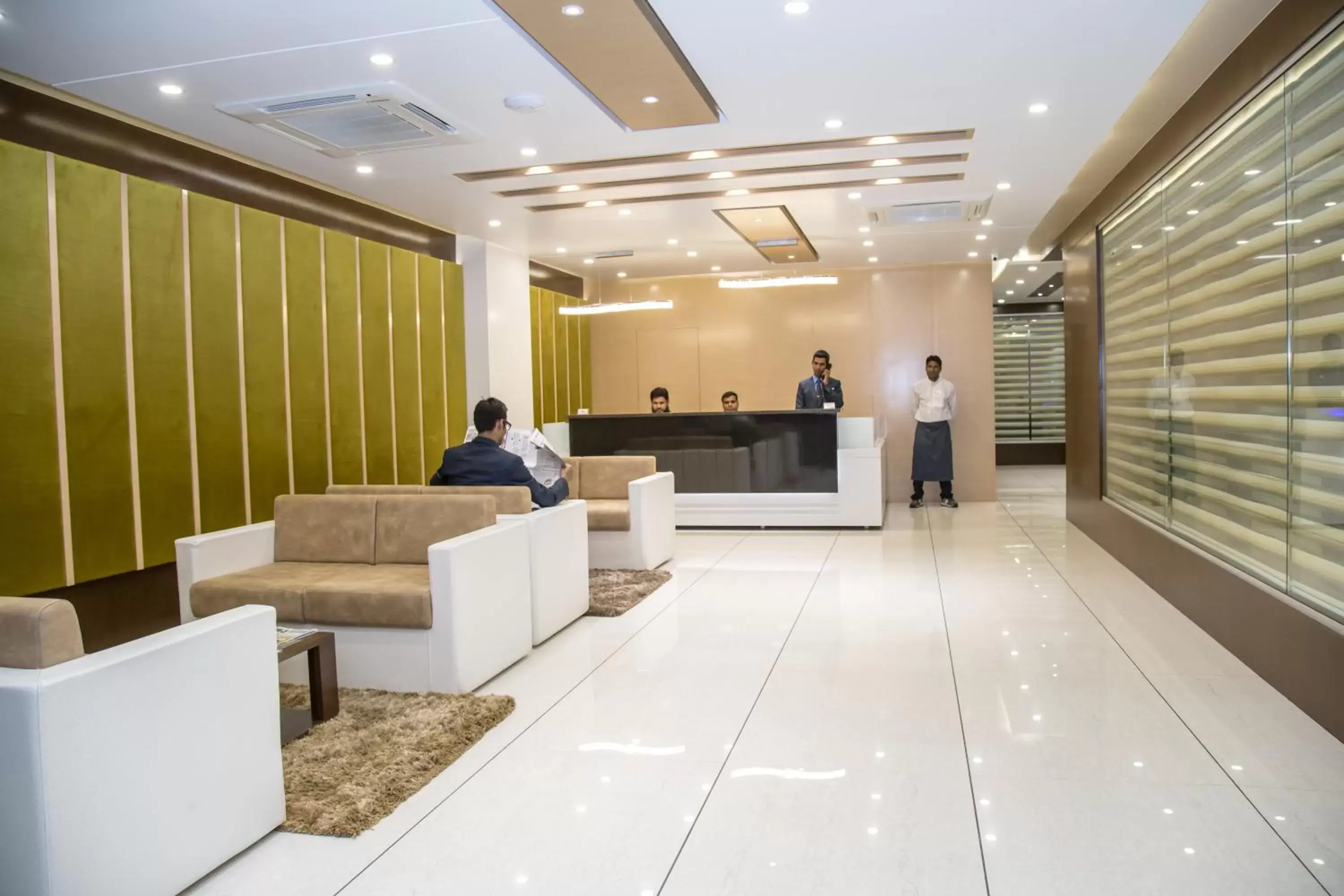 Lobby or reception, Staff in Hotel Orange International