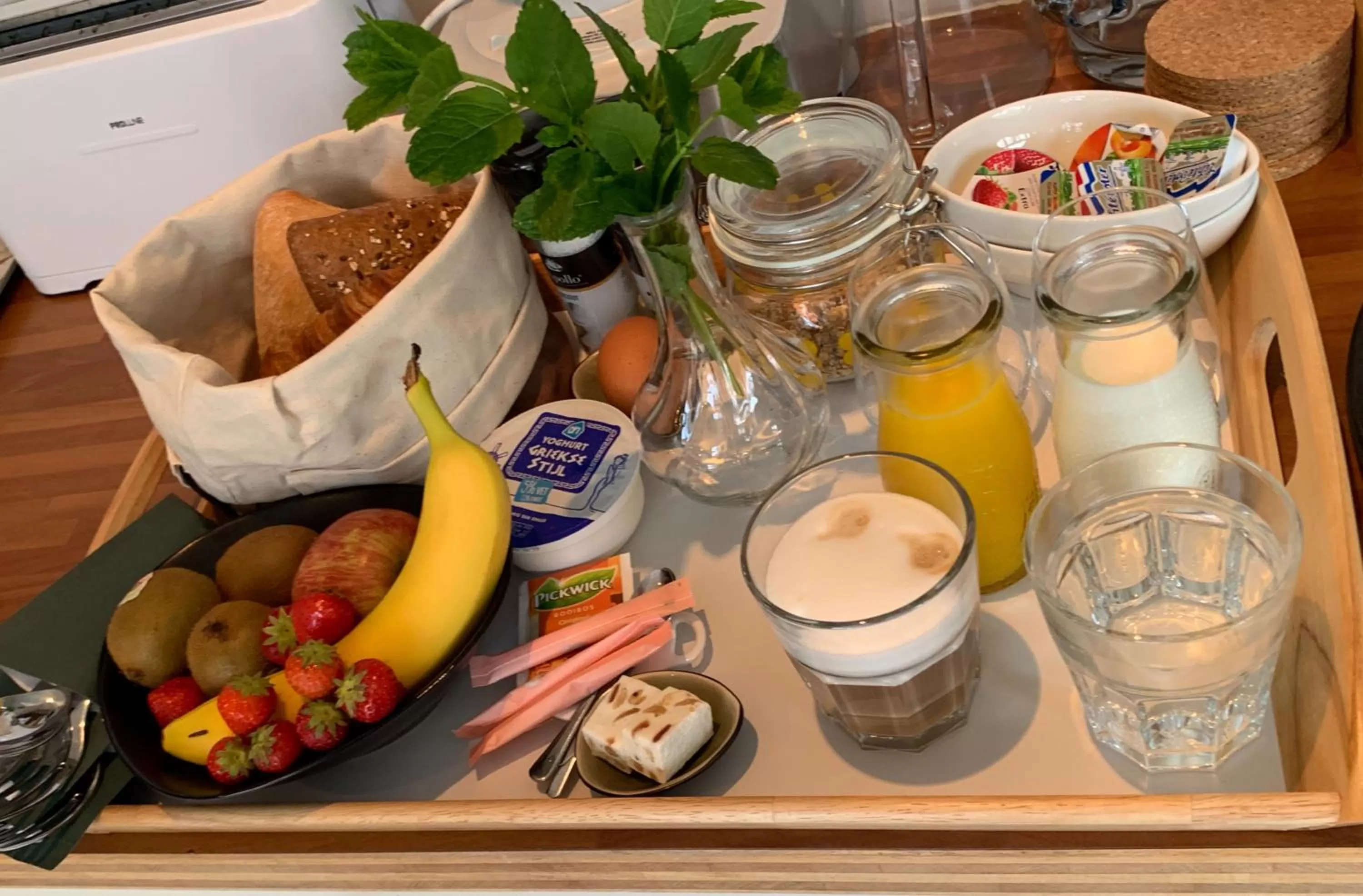 Breakfast in B&B Diemerplein