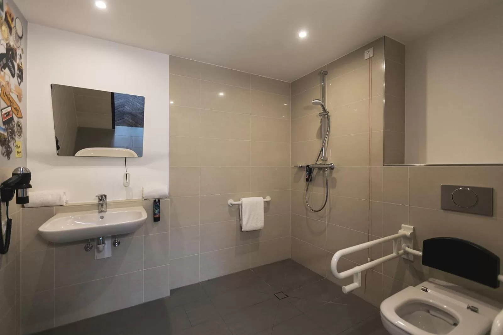 Bathroom in Holiday Inn - the niu, Belt Frankfurt Eschborn by IHG