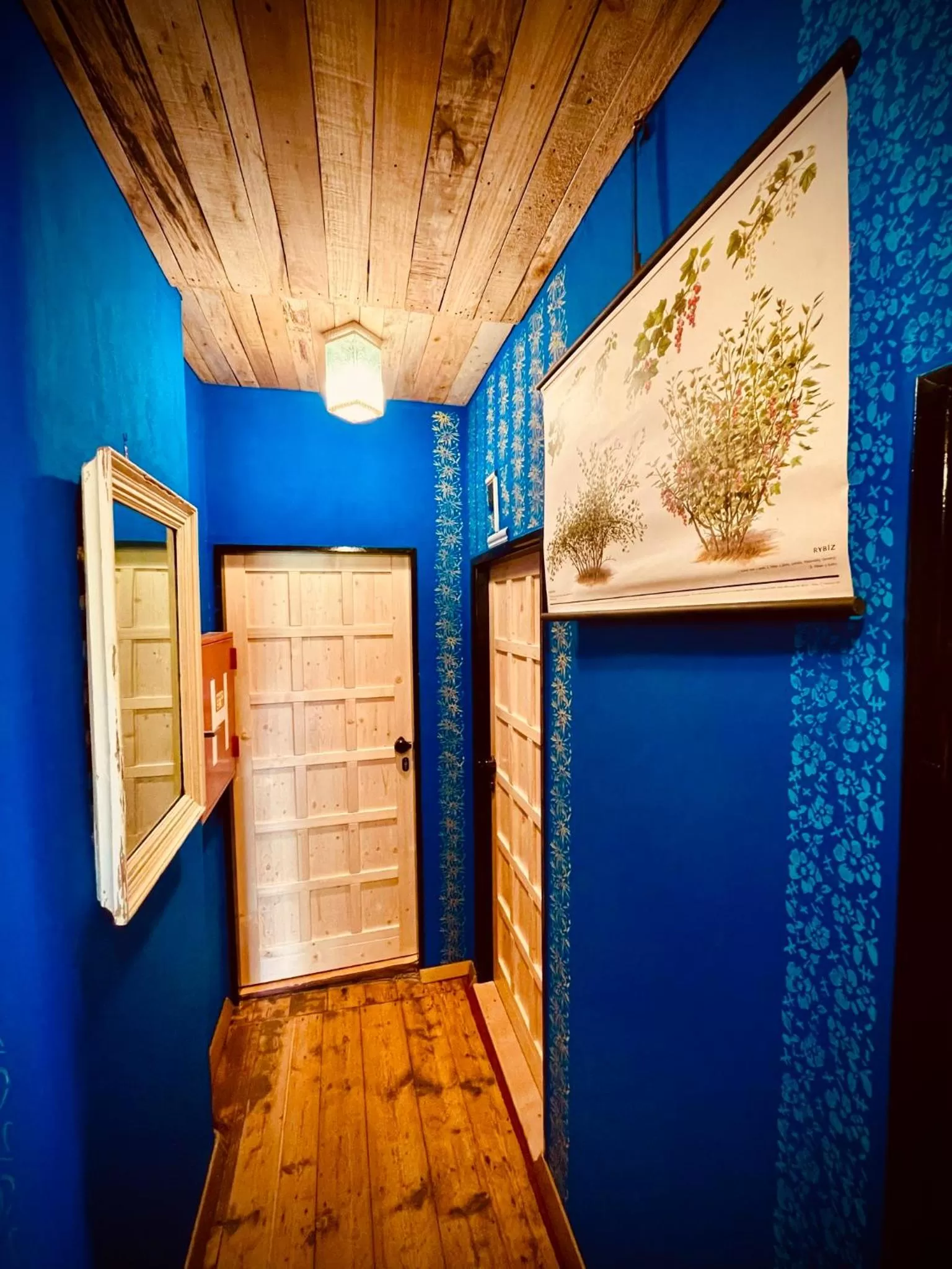 HARABURDI® Recyclart Hotel