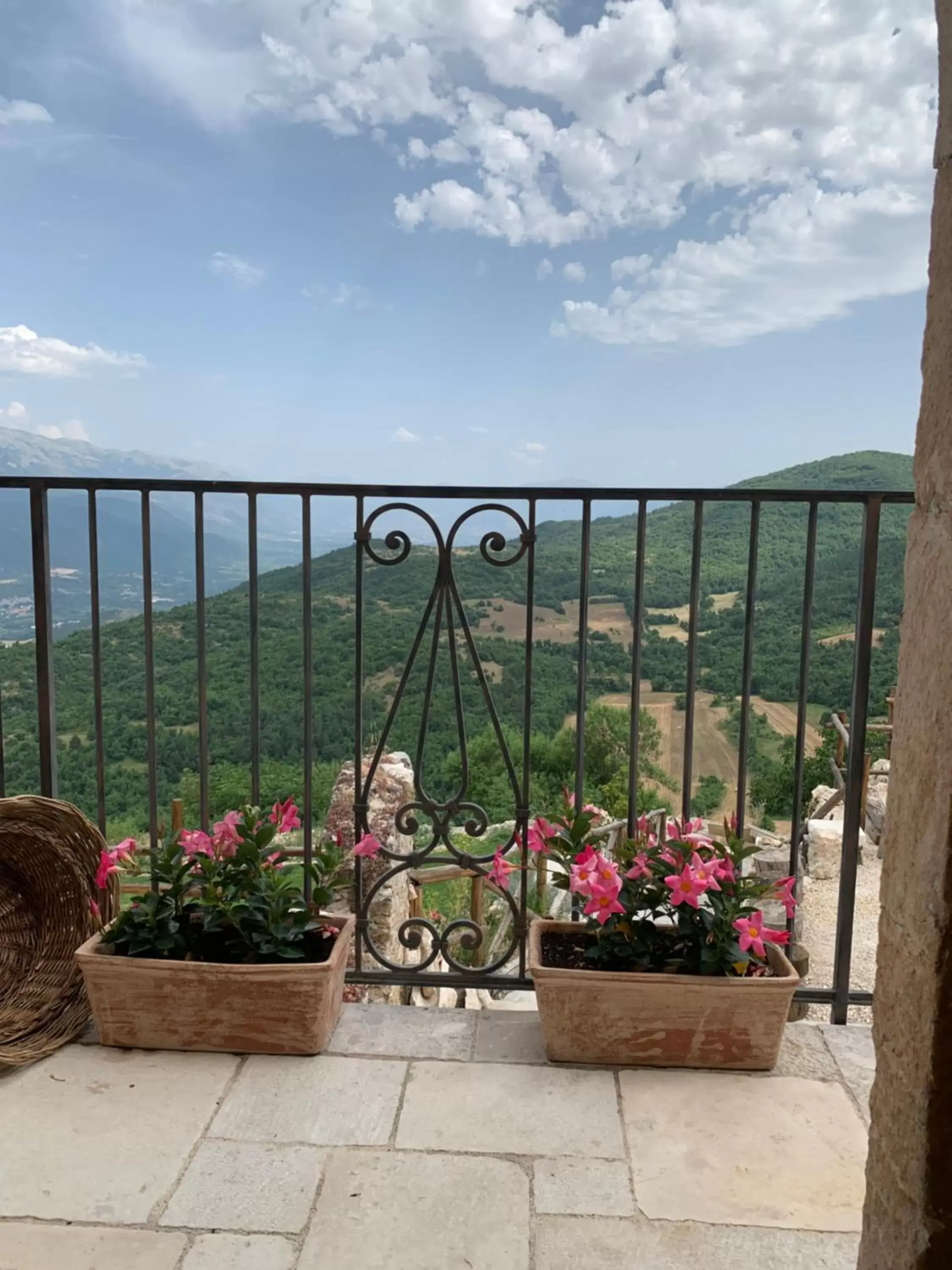 Balcony/Terrace in Charme in Perillis