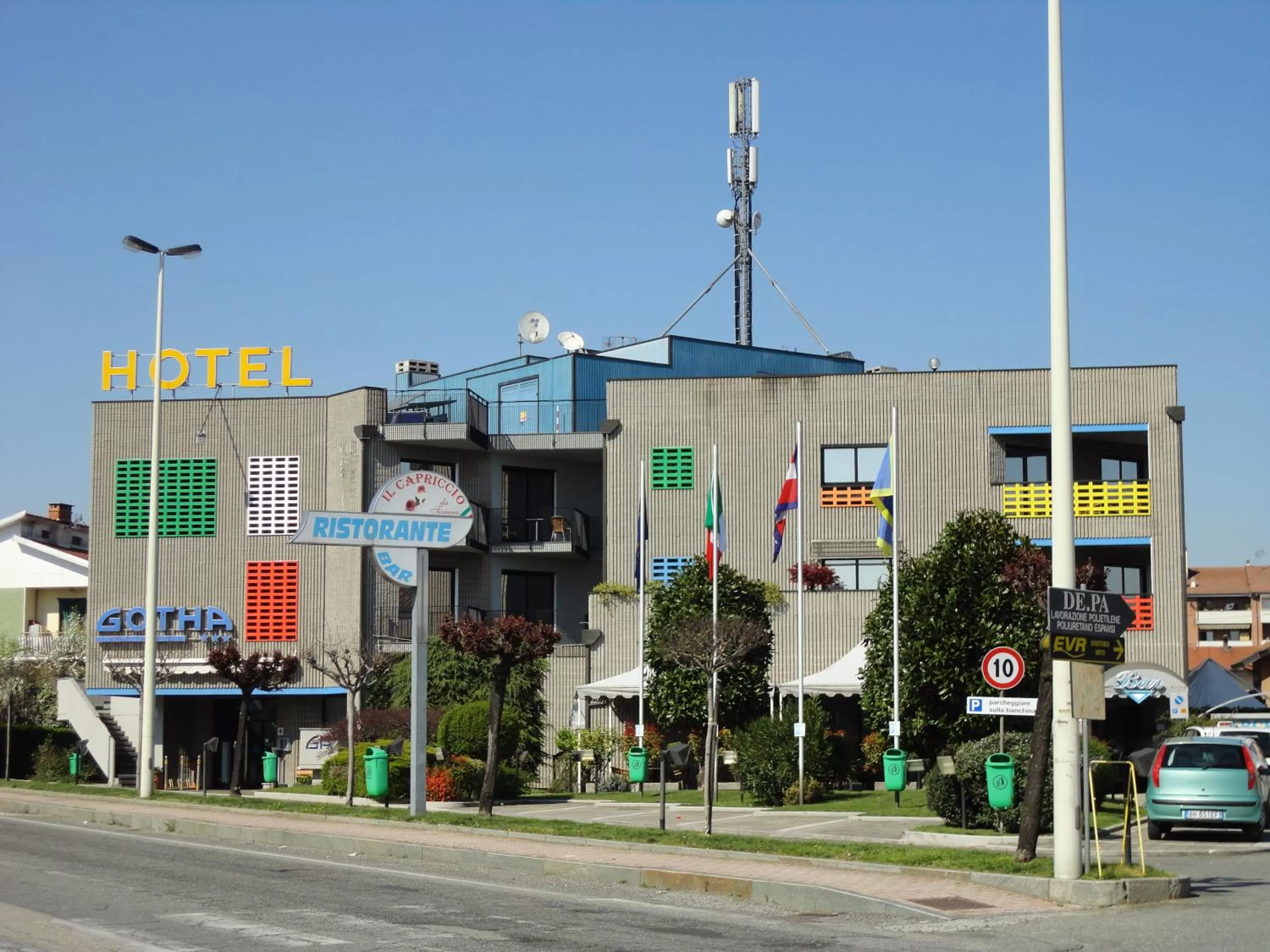 Facade/entrance in Gotha Hotel Turin Airport