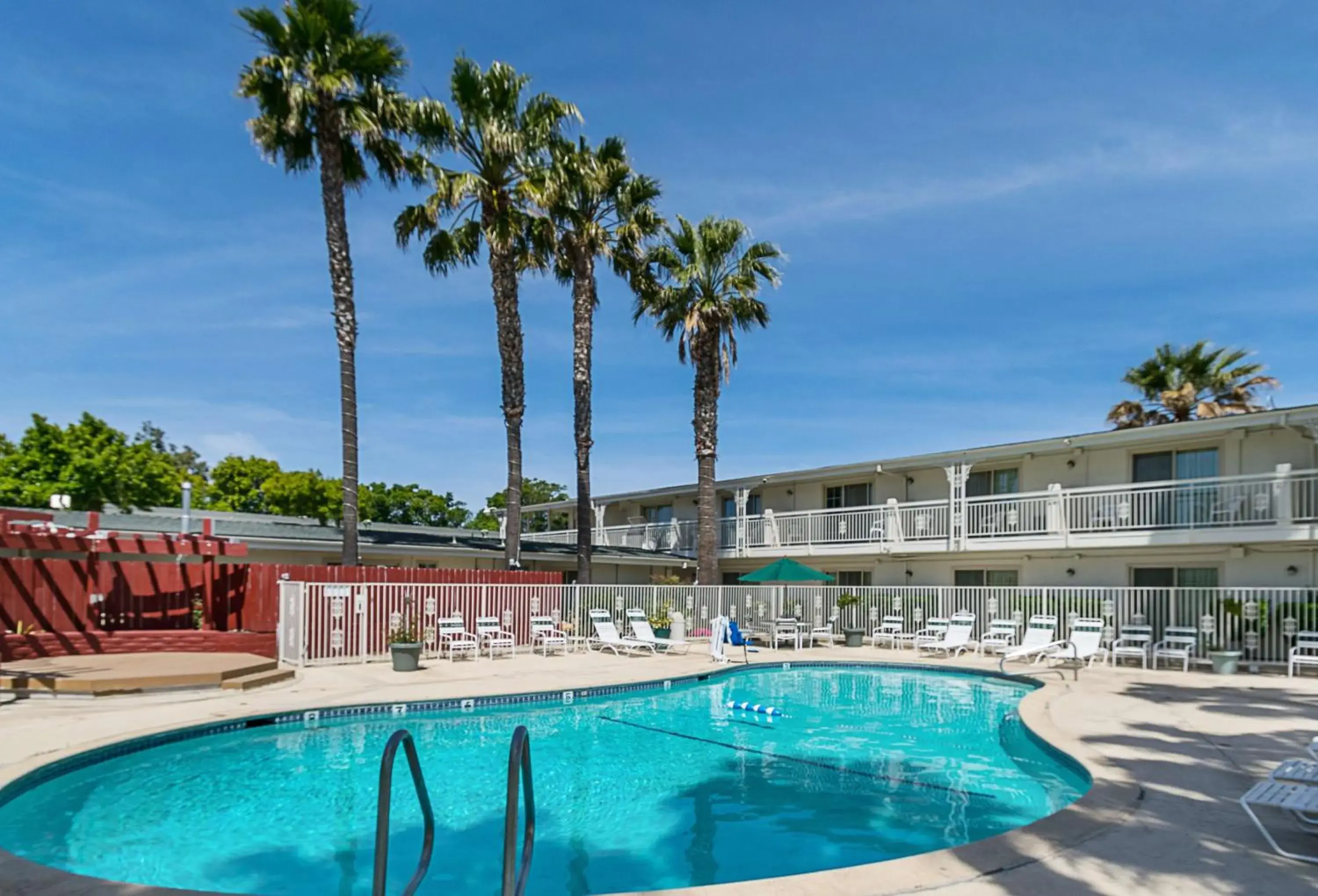 Day, Swimming Pool in Motel 6-Santa Maria, CA - South