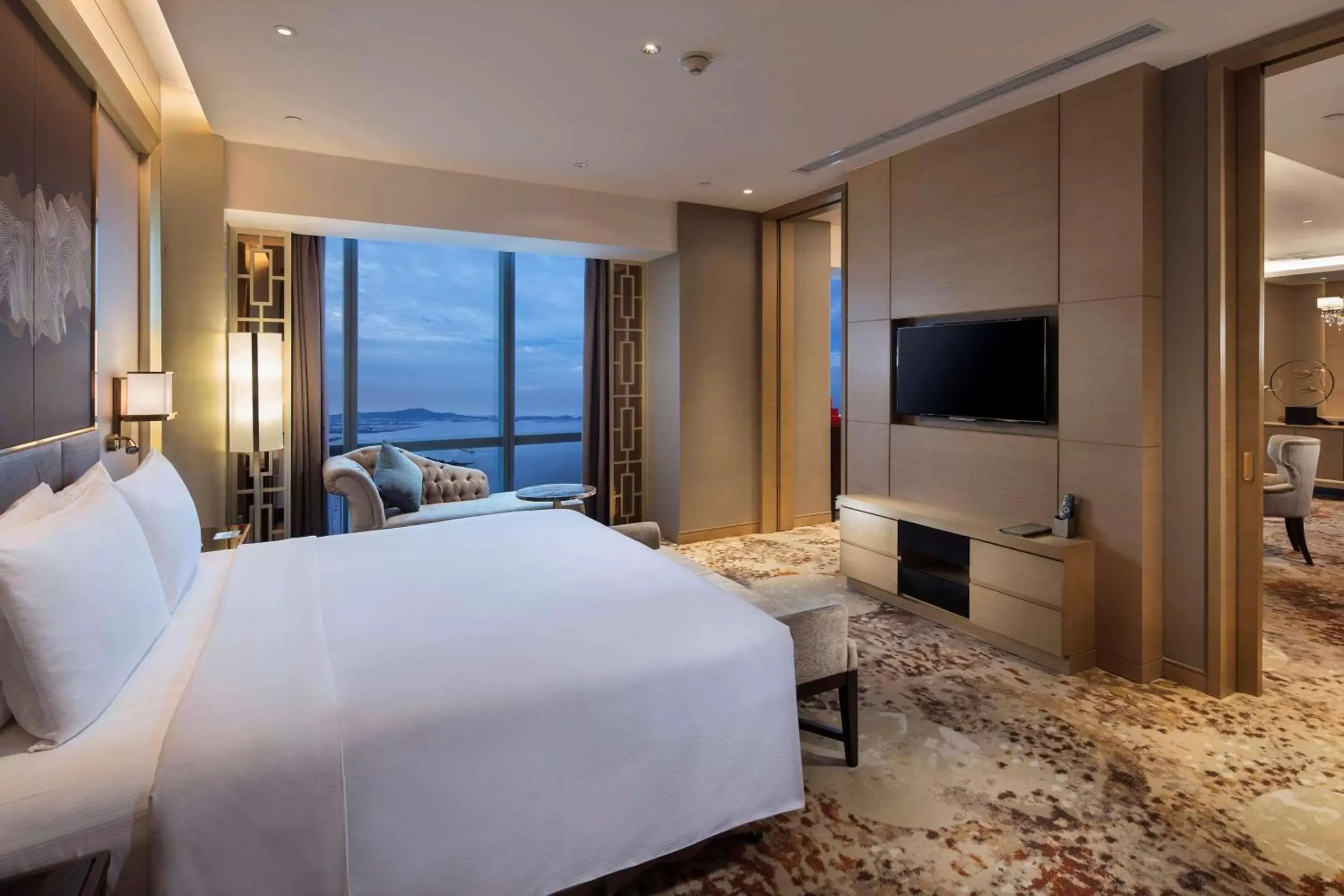 Bedroom in Hilton Yantai