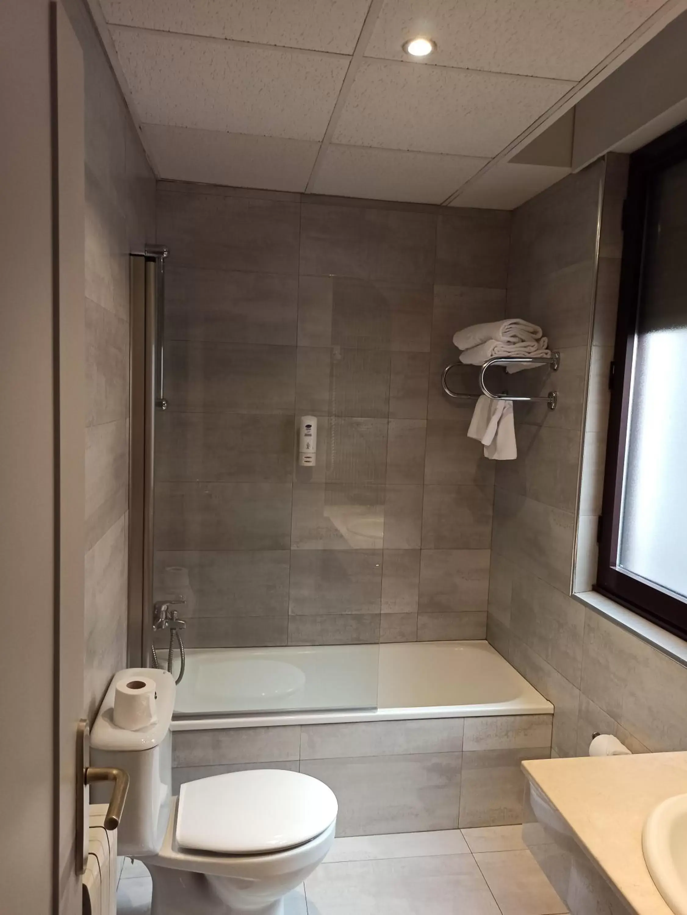 Bathroom in ARVA Spa París