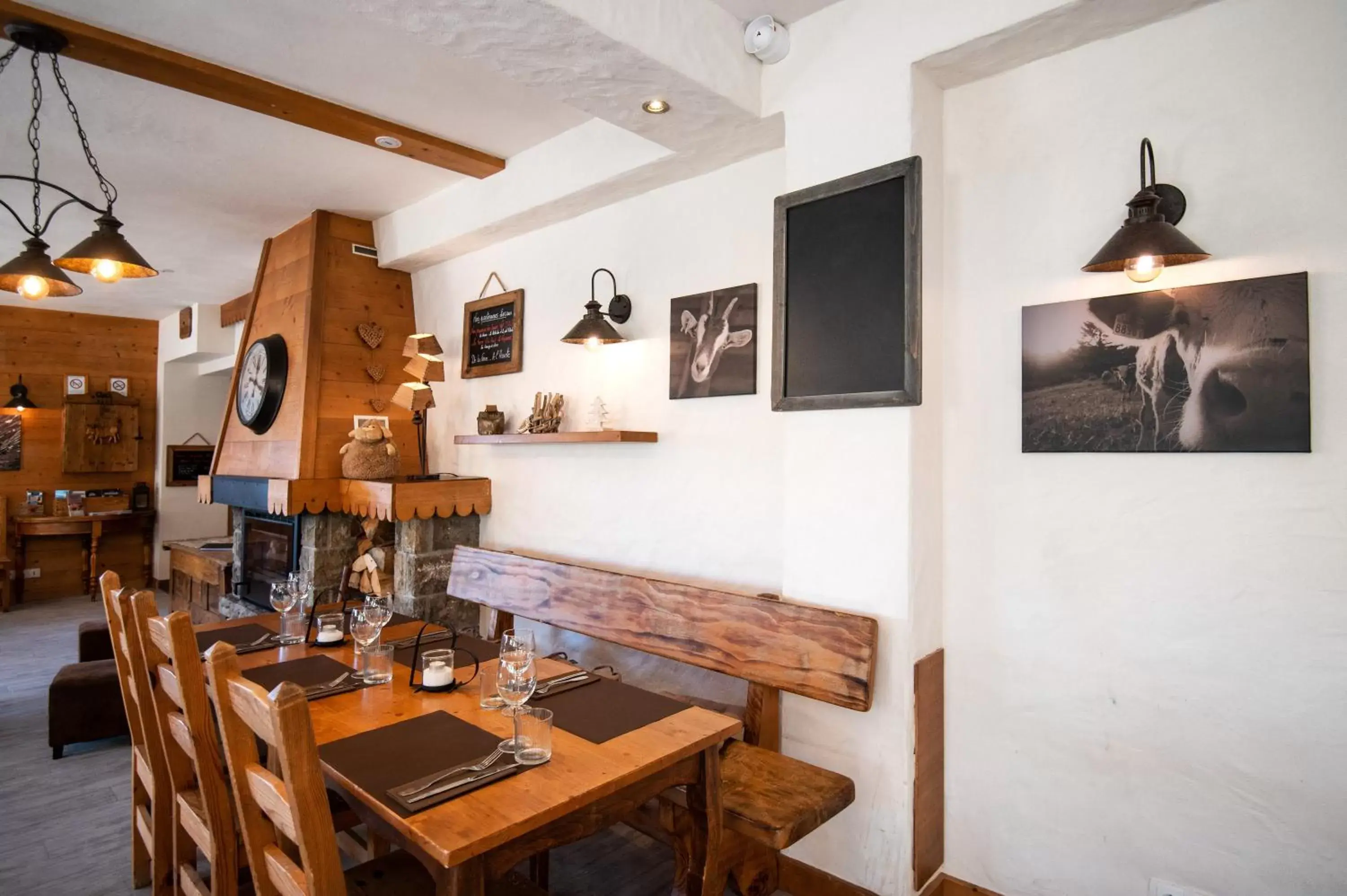 Dining Area in L'Alpage