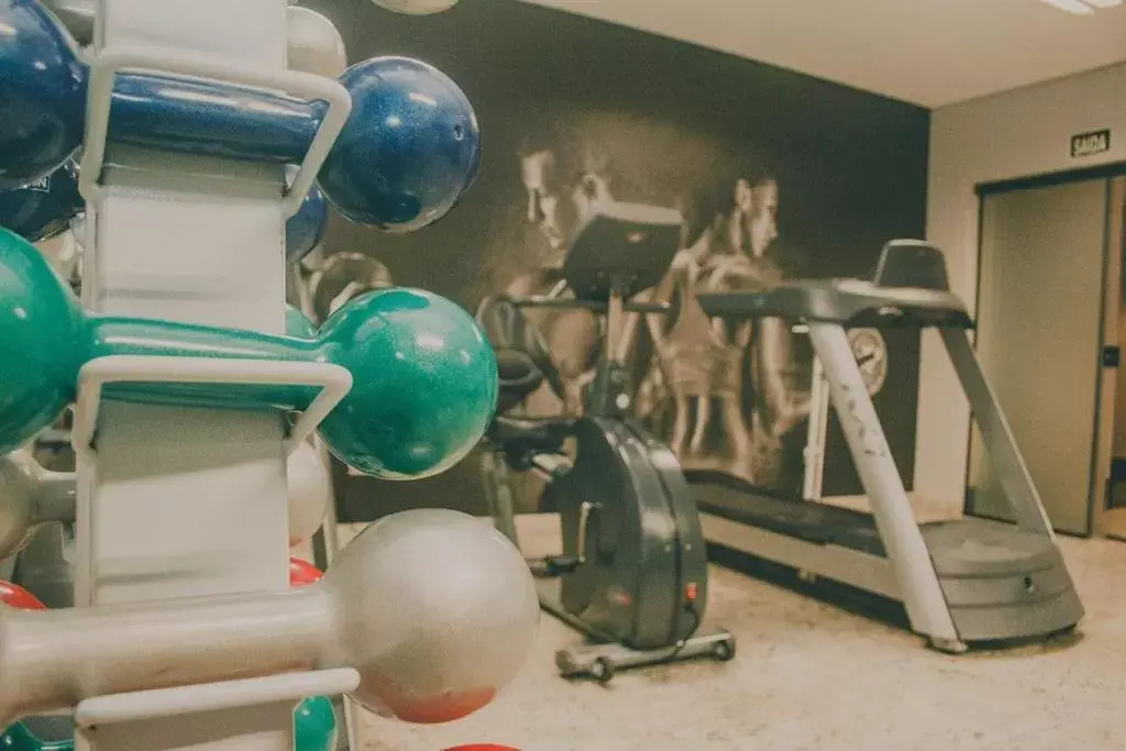 Fitness Center/Facilities in Nohotel Premium Americana