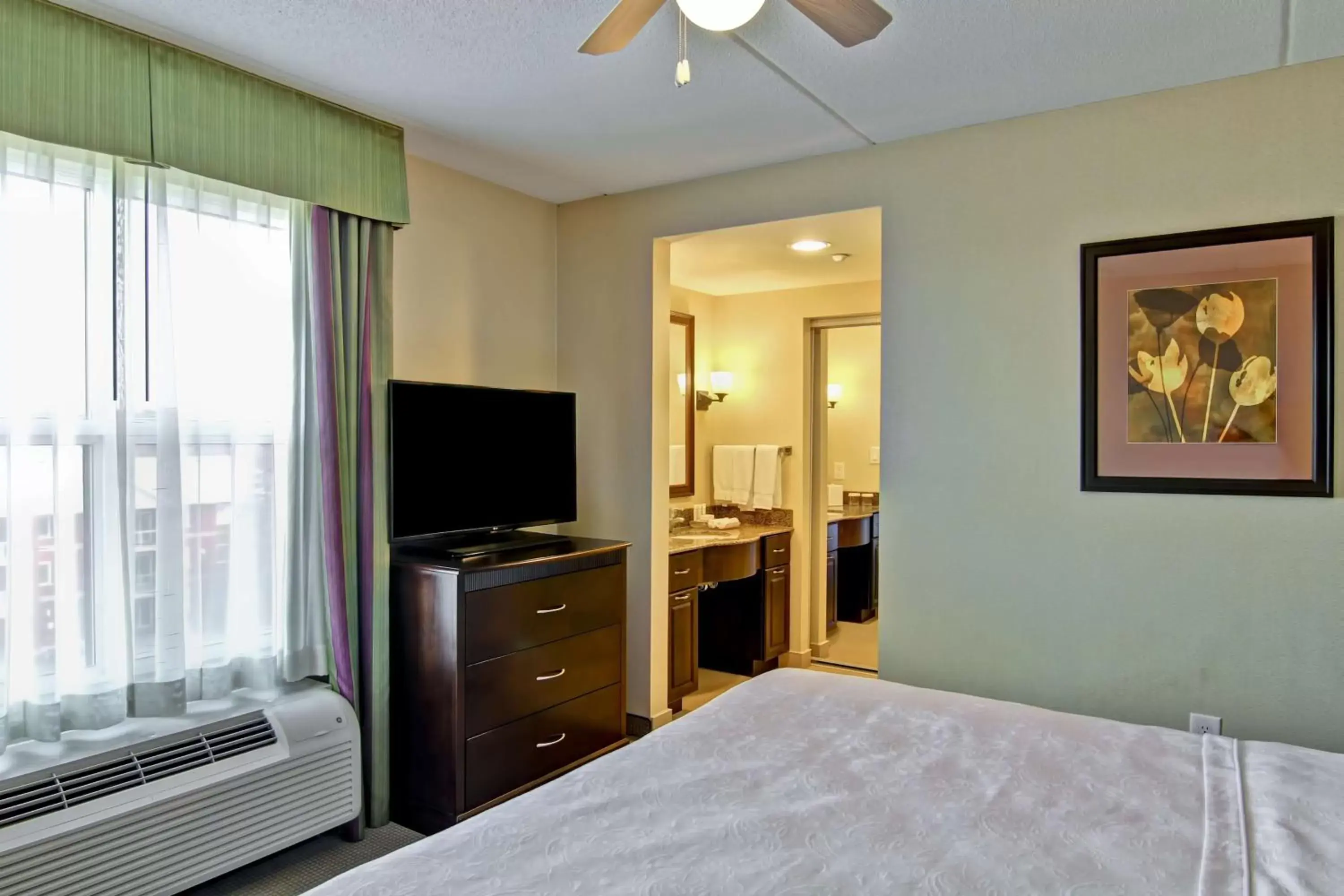 View (from property/room), Bed in Homewood Suites by Hilton Sudbury