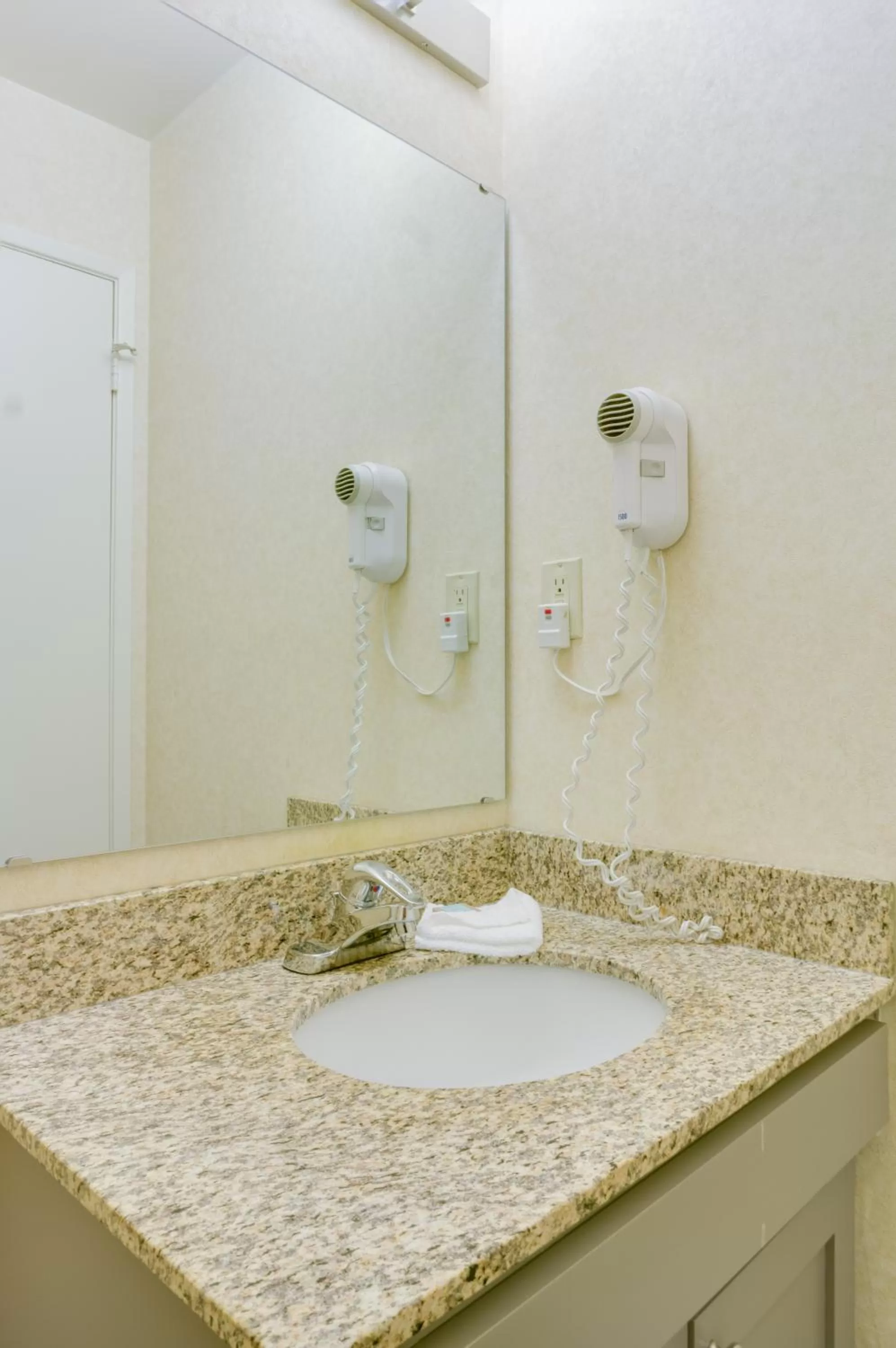 Queen Room with Two Queen Beds - Disability Access/Non-Smoking in Travelodge by Wyndham San Francisco Bay