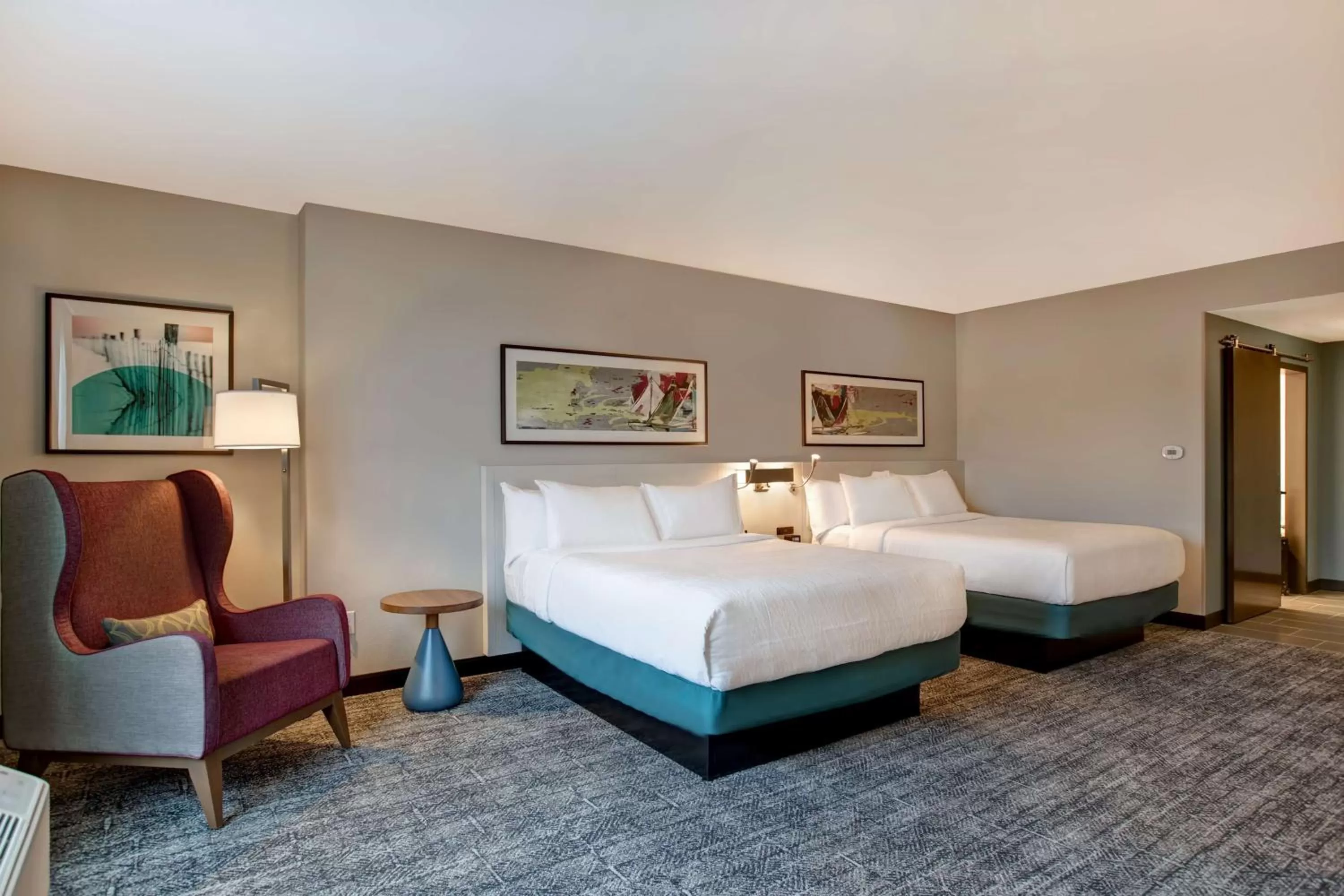 Living room, Bed in Hilton Garden Inn Summerville, Sc