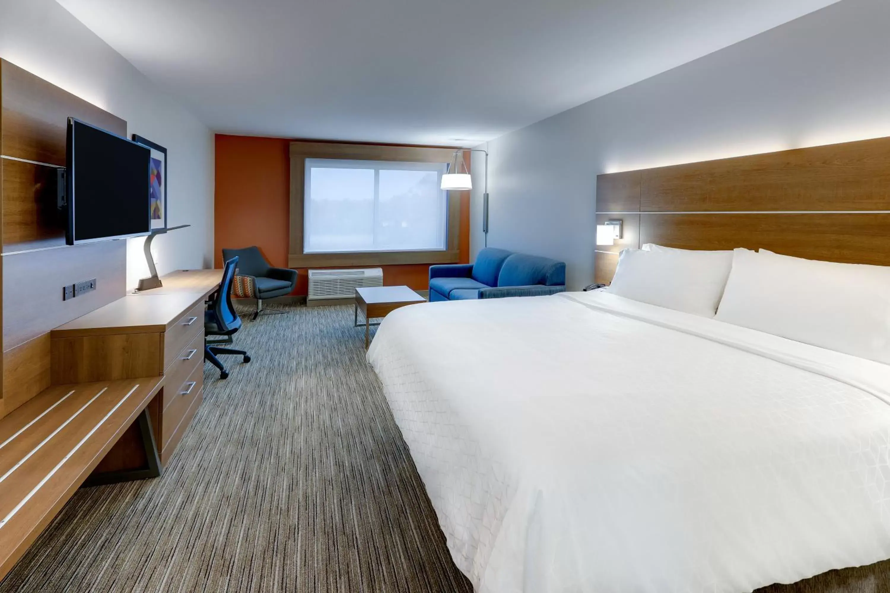 Holiday Inn Express & Suites - Middletown - Goshen, an IHG Hotel