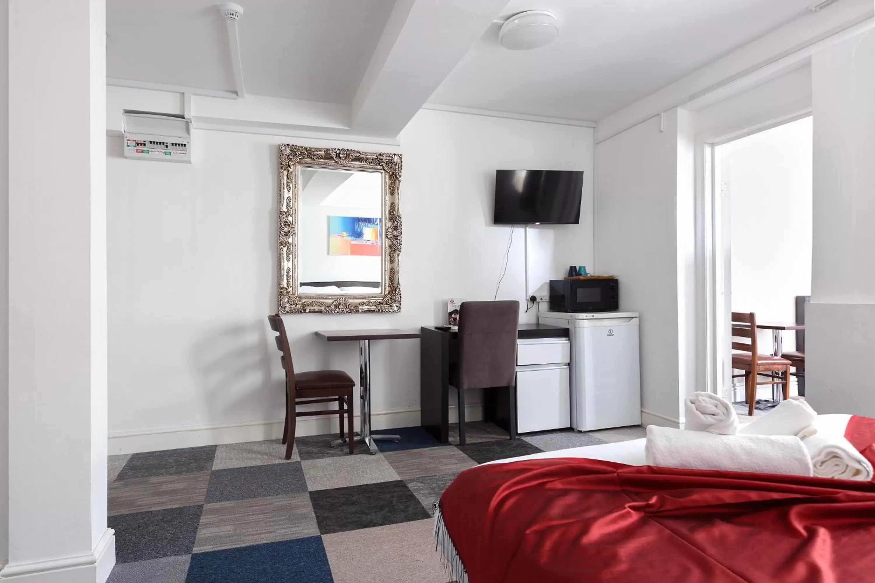 View (from property/room), Bed in Central Hoxton Shoreditch View (from property/room), Bed in Central Hoxton Shoreditch