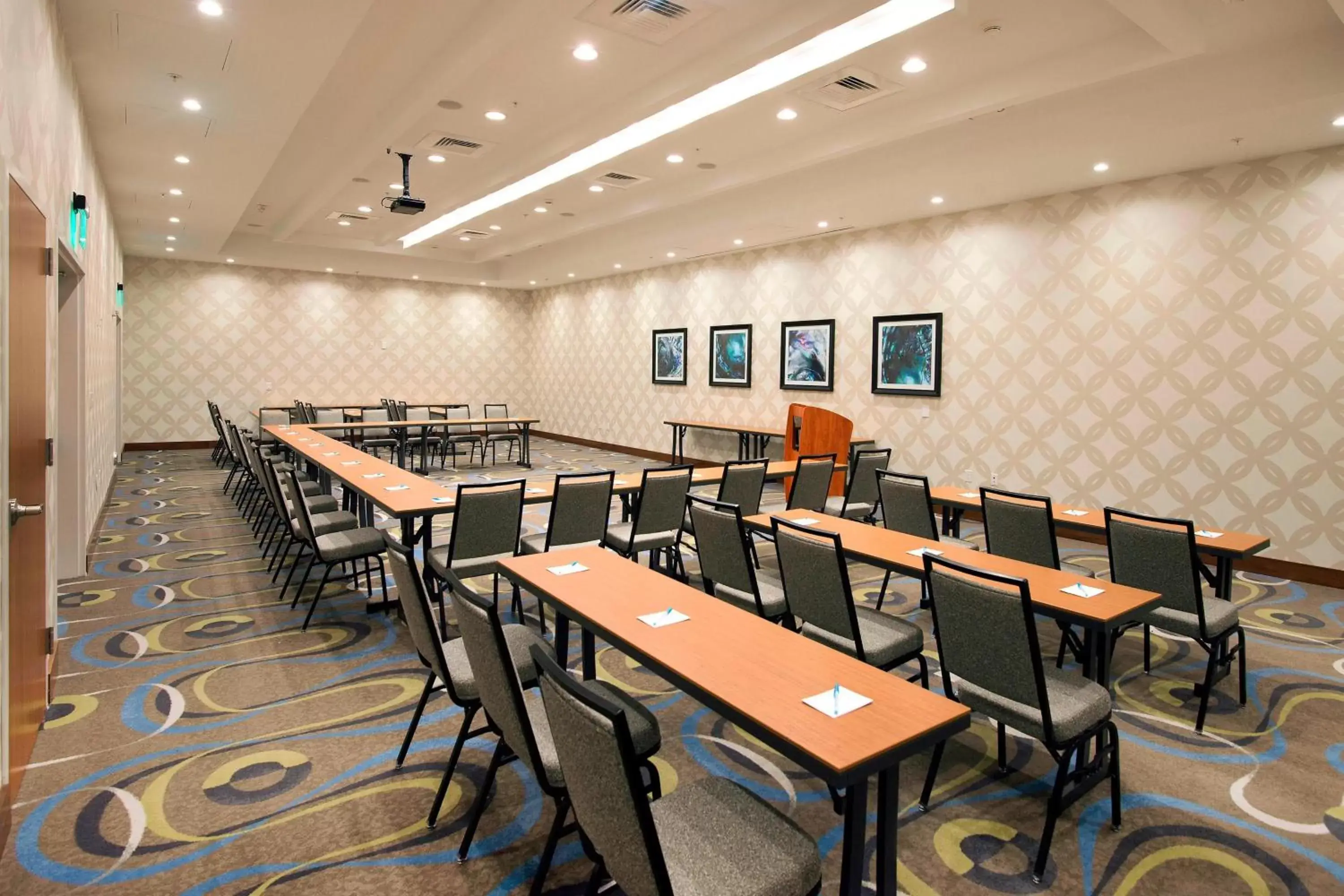 Meeting/conference room in SpringHill Suites by Marriott Wilmington Mayfaire
