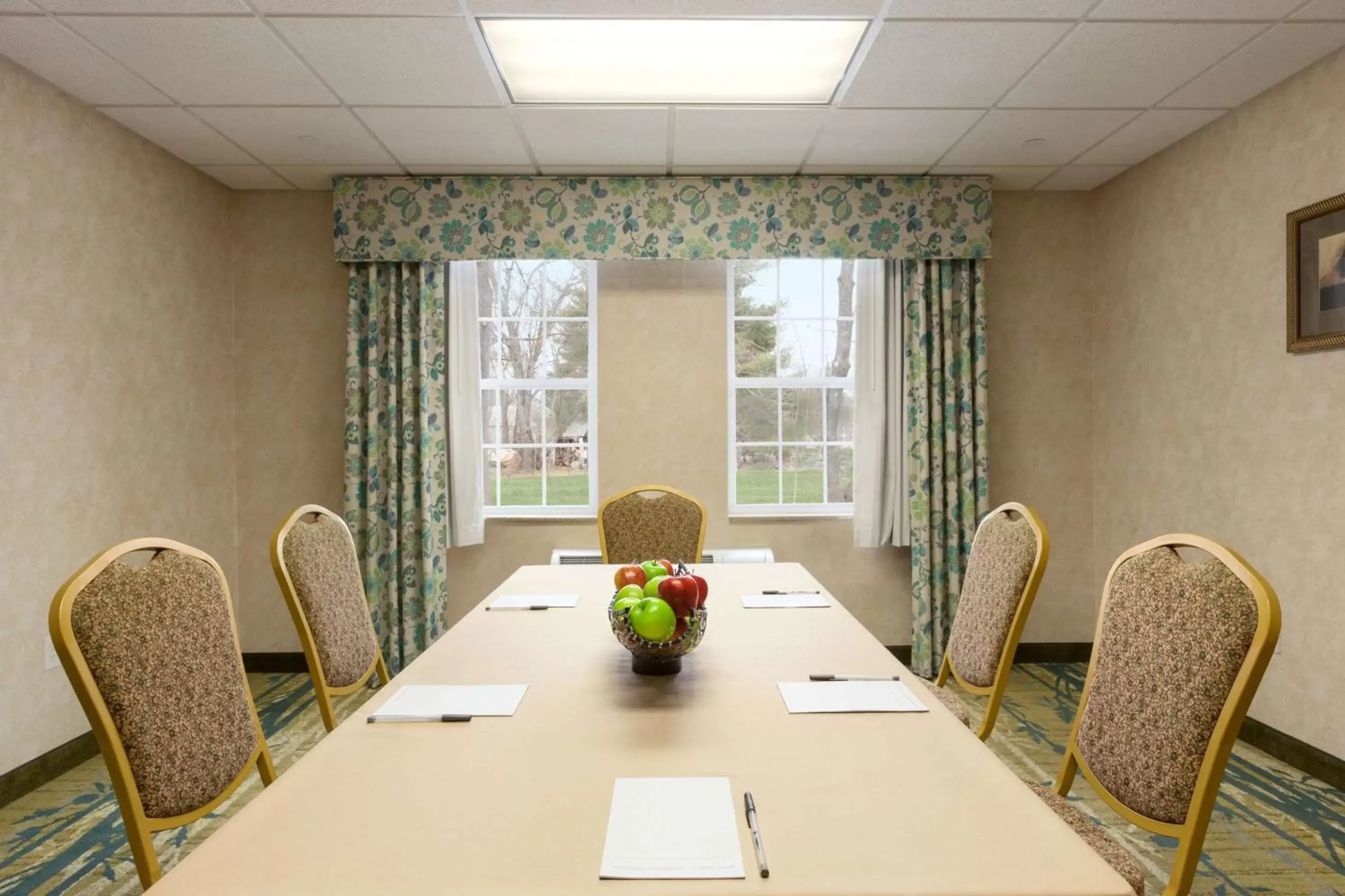 Meeting/conference room, Business Area/Conference Room in Hampton Inn Dover