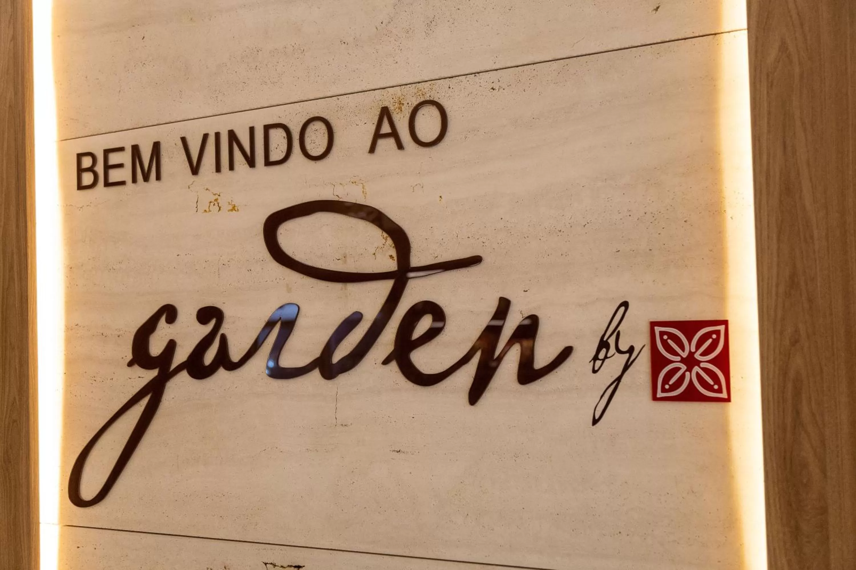 Property logo or sign in Hilton Garden Inn Belo Horizonte Lourdes