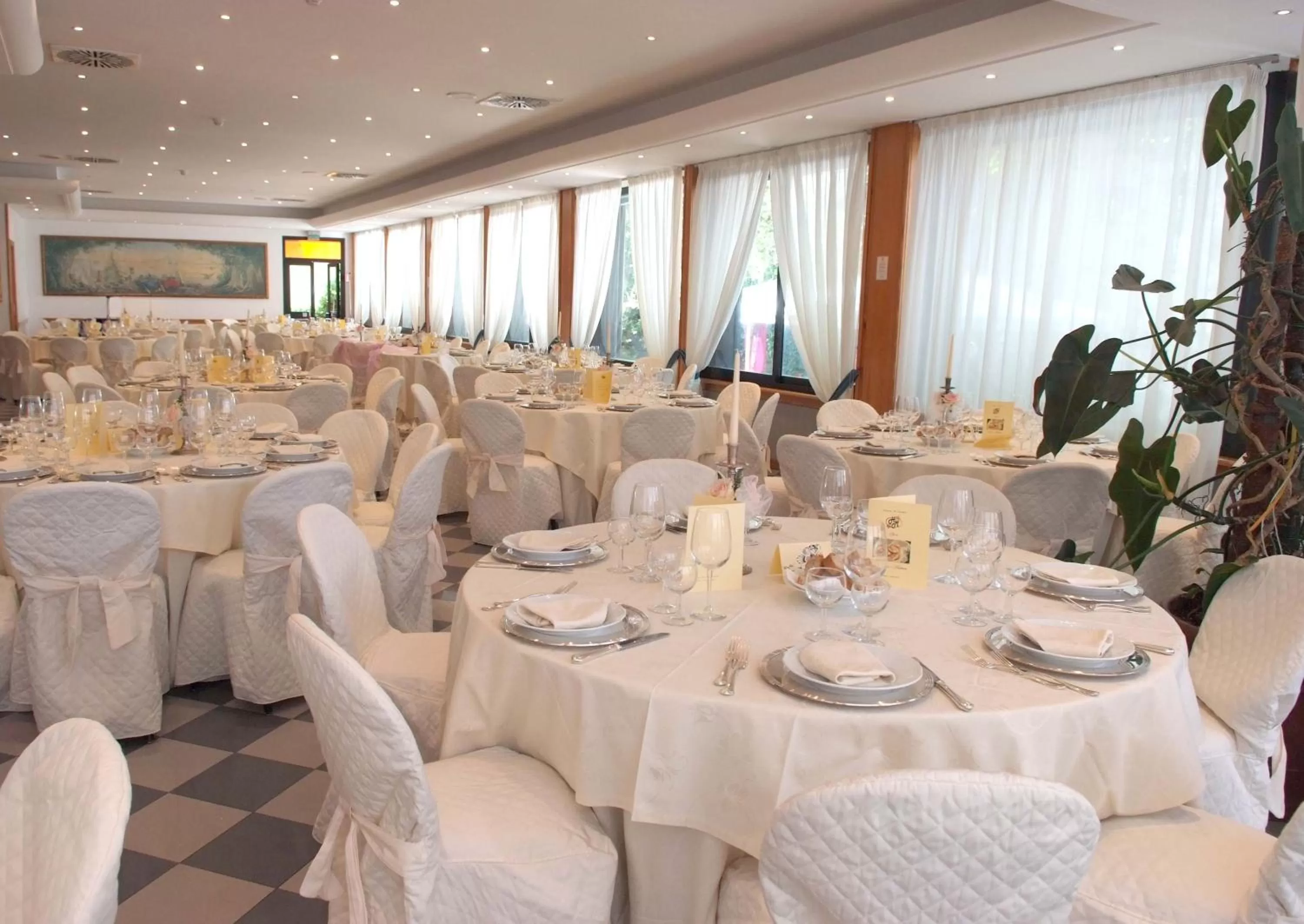 Banquet/Function facilities in Platani Hotel