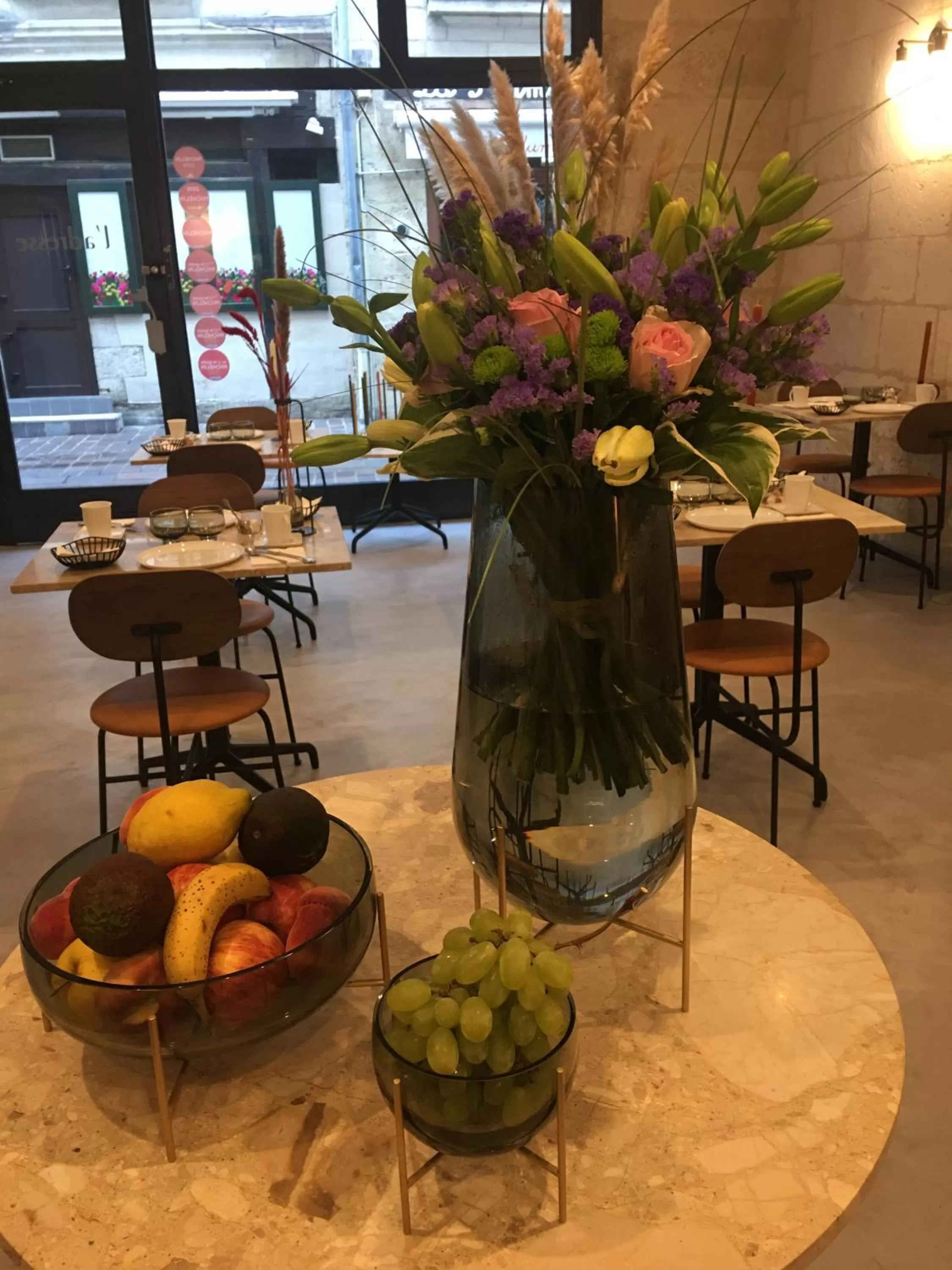 Food and drinks in Hôtel L'Adresse