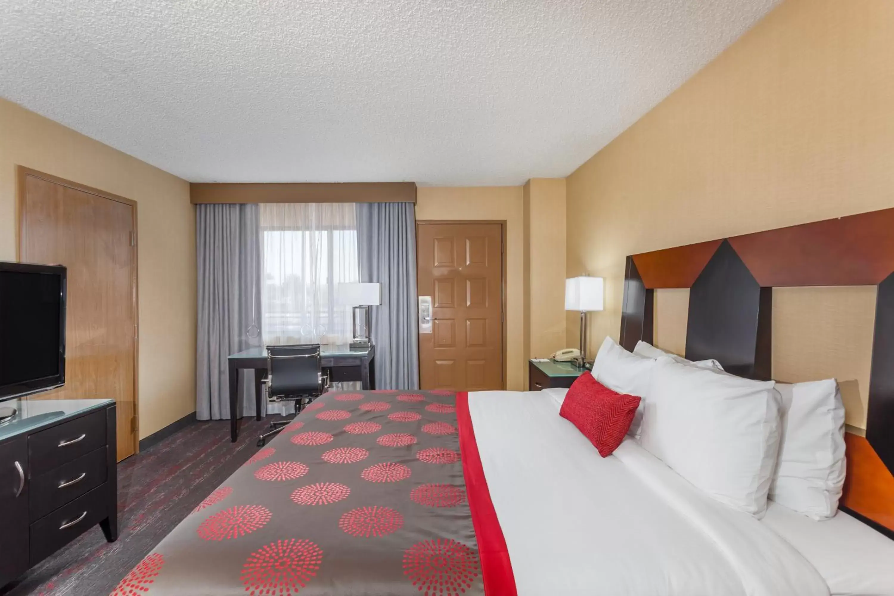 Photo of the whole room, Bed in Ramada by Wyndham San Diego National City