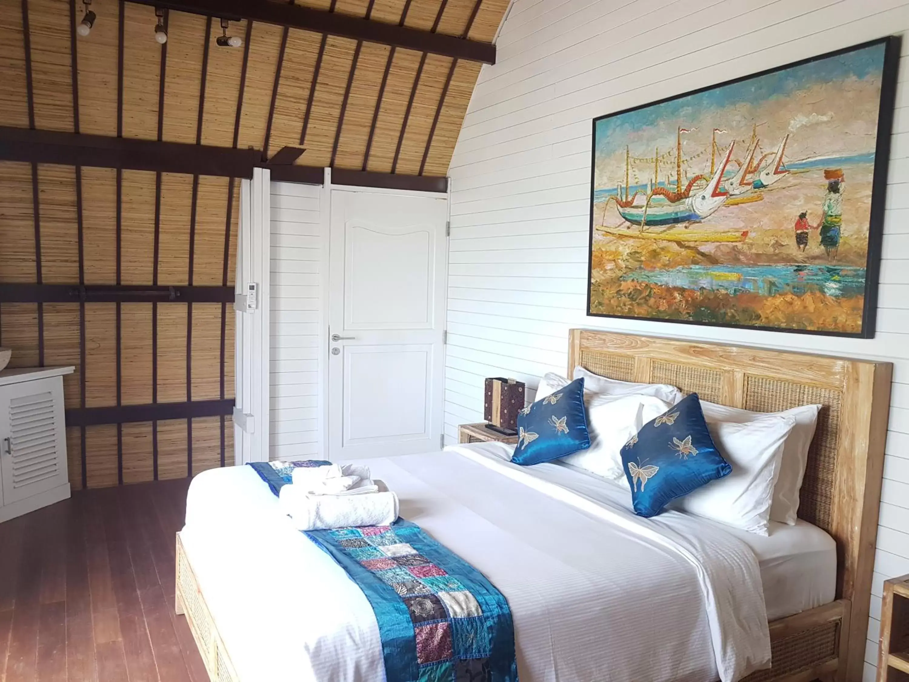 Bed in Gili Meno Mojo Beach Resort Bed in Gili Meno Mojo Beach Resort