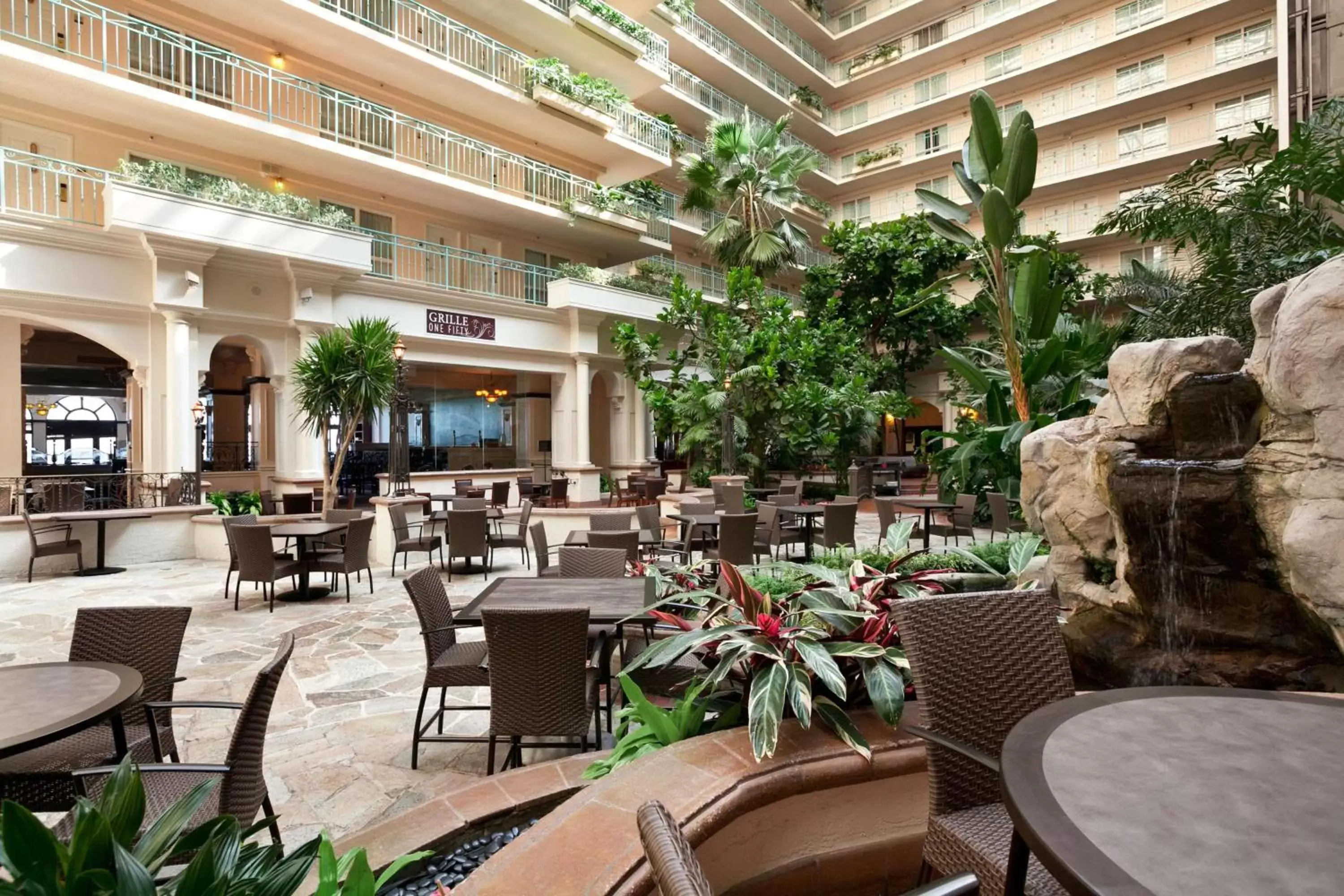 Lobby or reception, Restaurant/Places to Eat in Embassy Suites San Francisco Airport - Waterfront