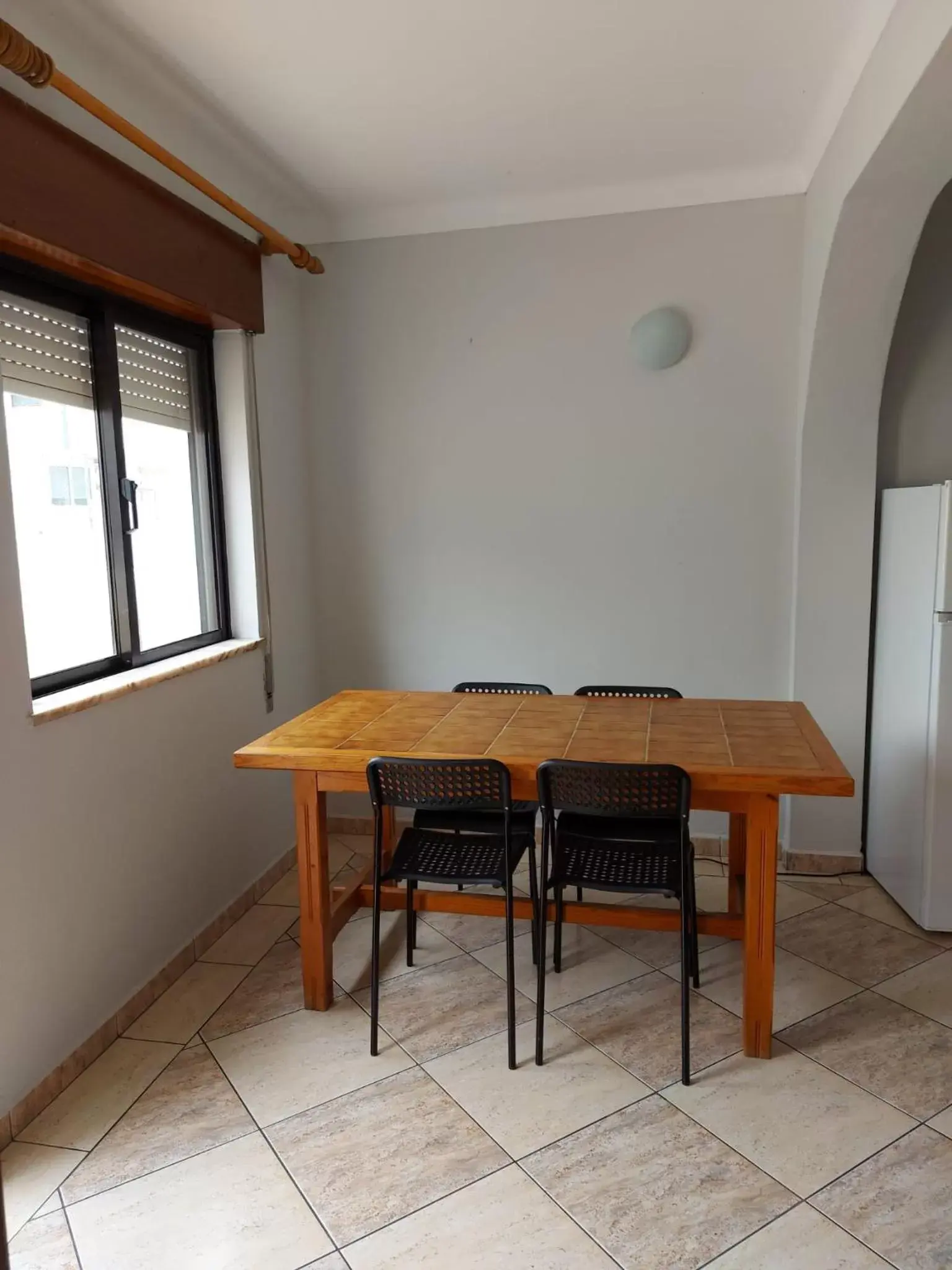 Dining Area in Cerro Atlantico by Umbral