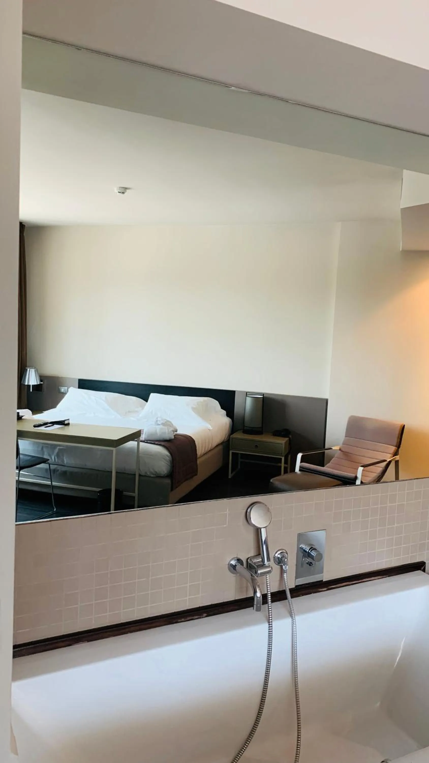 Bed in G Hotel Ancona