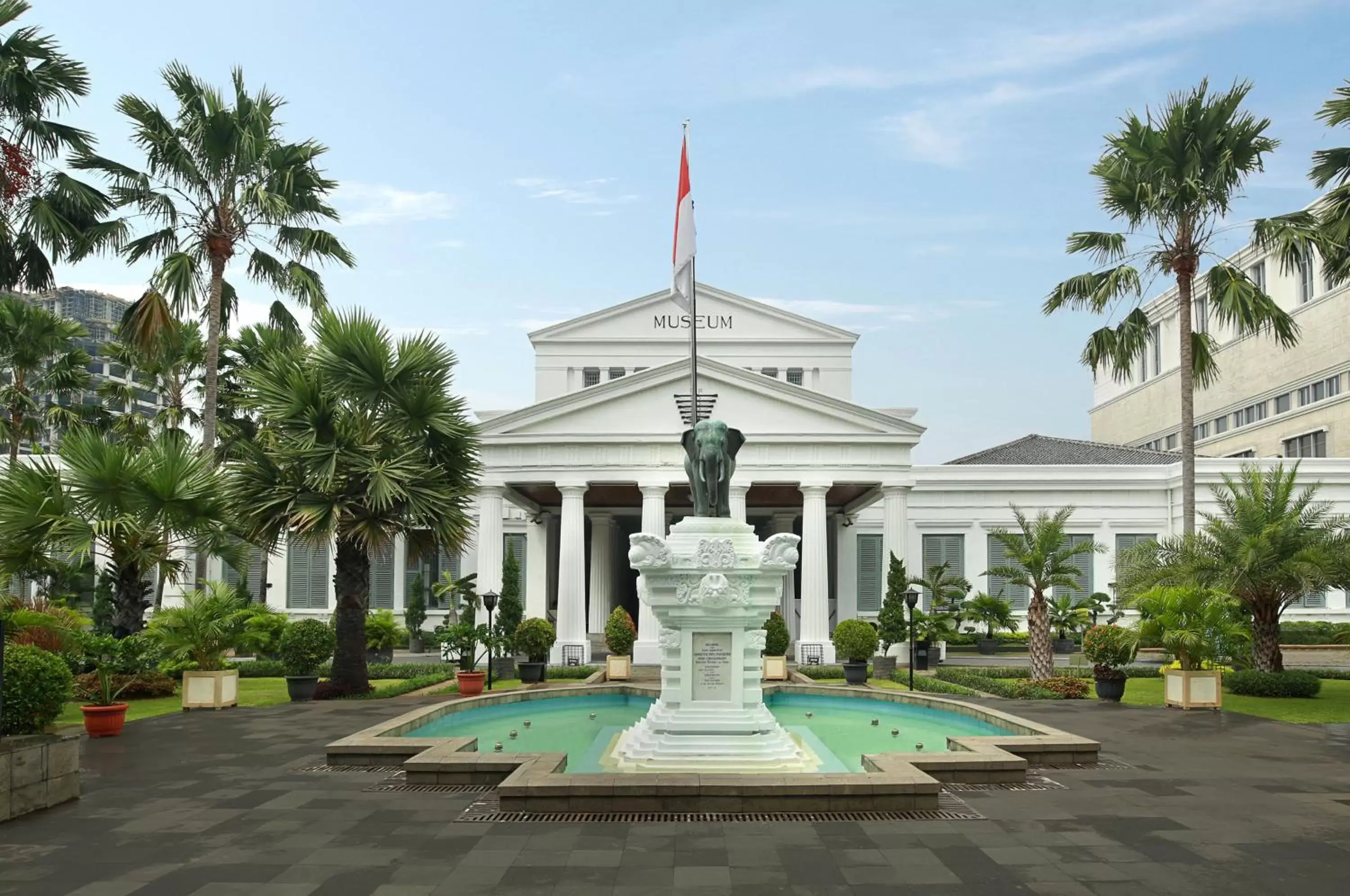 Nearby landmark, Property Building in Holiday Inn Express Jakarta Wahid Hasyim, an IHG Hotel