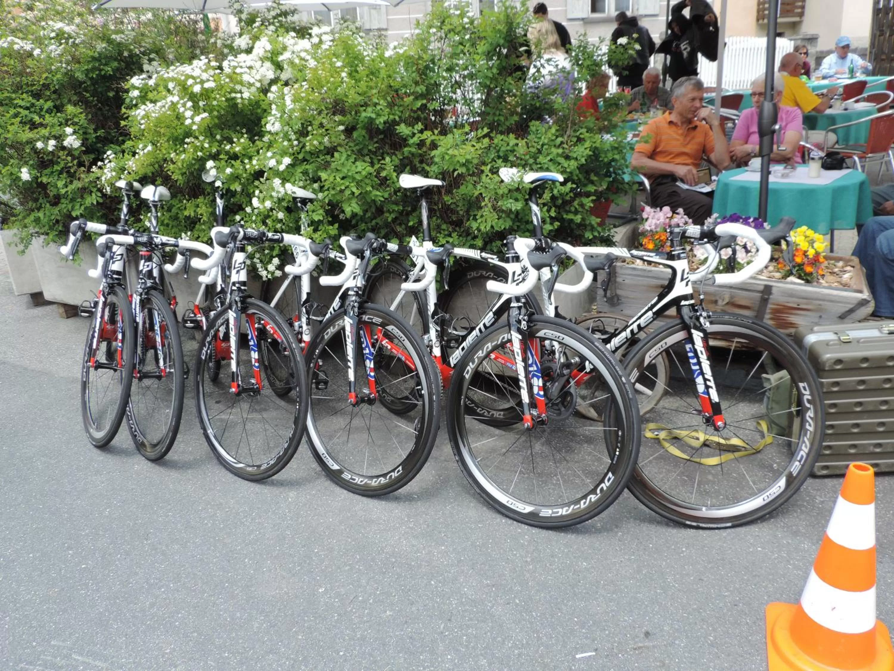 Cycling in Hotel Spöl Restaurant